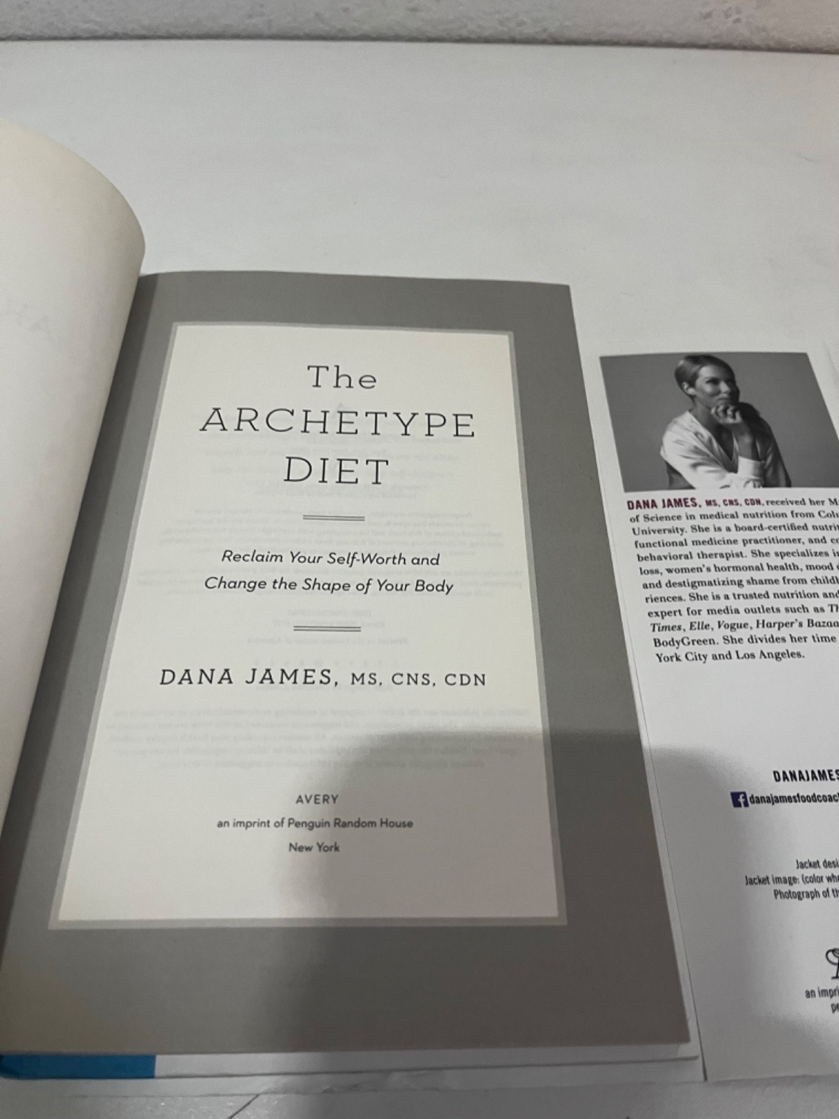Archetype diet reclaim your self-worth and shape of your body by Dana James 2018