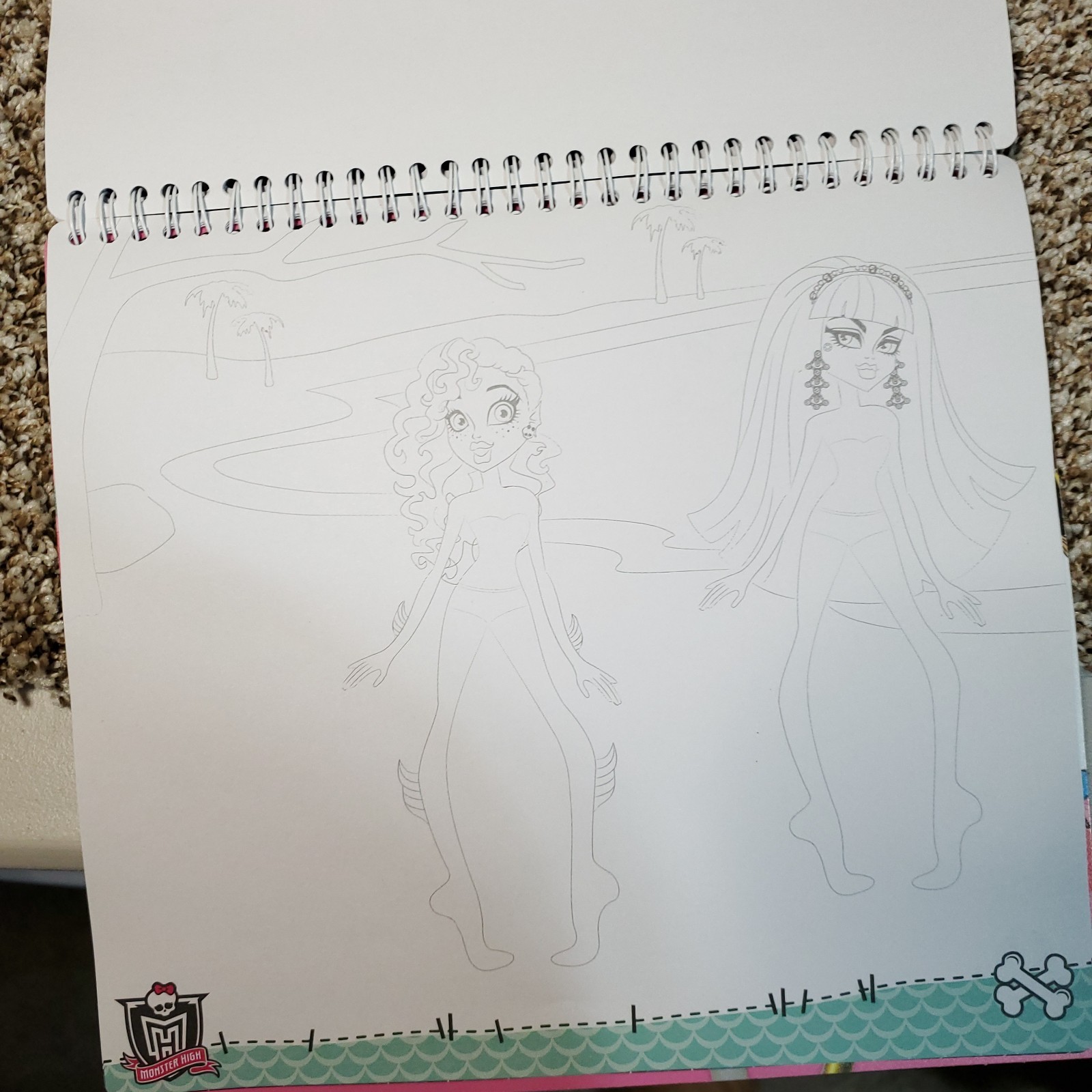 Monster High Monster Fashion Sketch Portfolio 34 Sketch Sheets Sticker Stencils