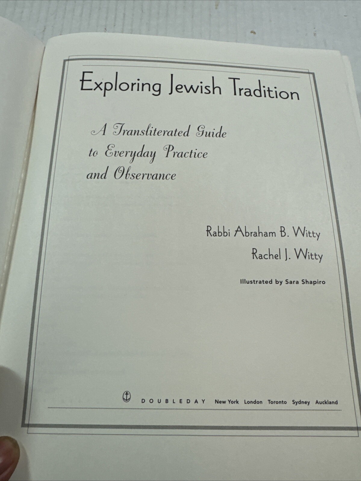 EXPLORING JEWISH TRADITION: A TRANSLITERATED GUIDE TO By Abraham Witty NEW