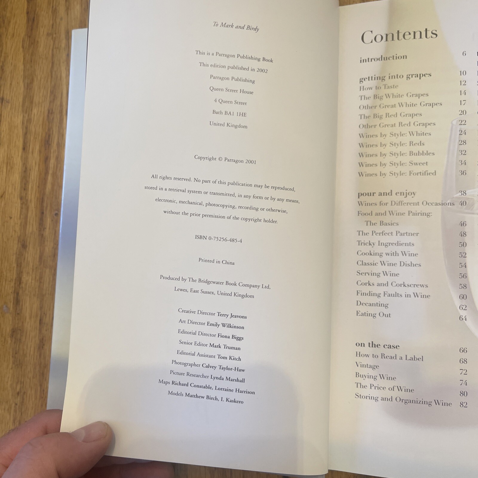 Guide to Wine (Drinks Books) by Fiona Sims