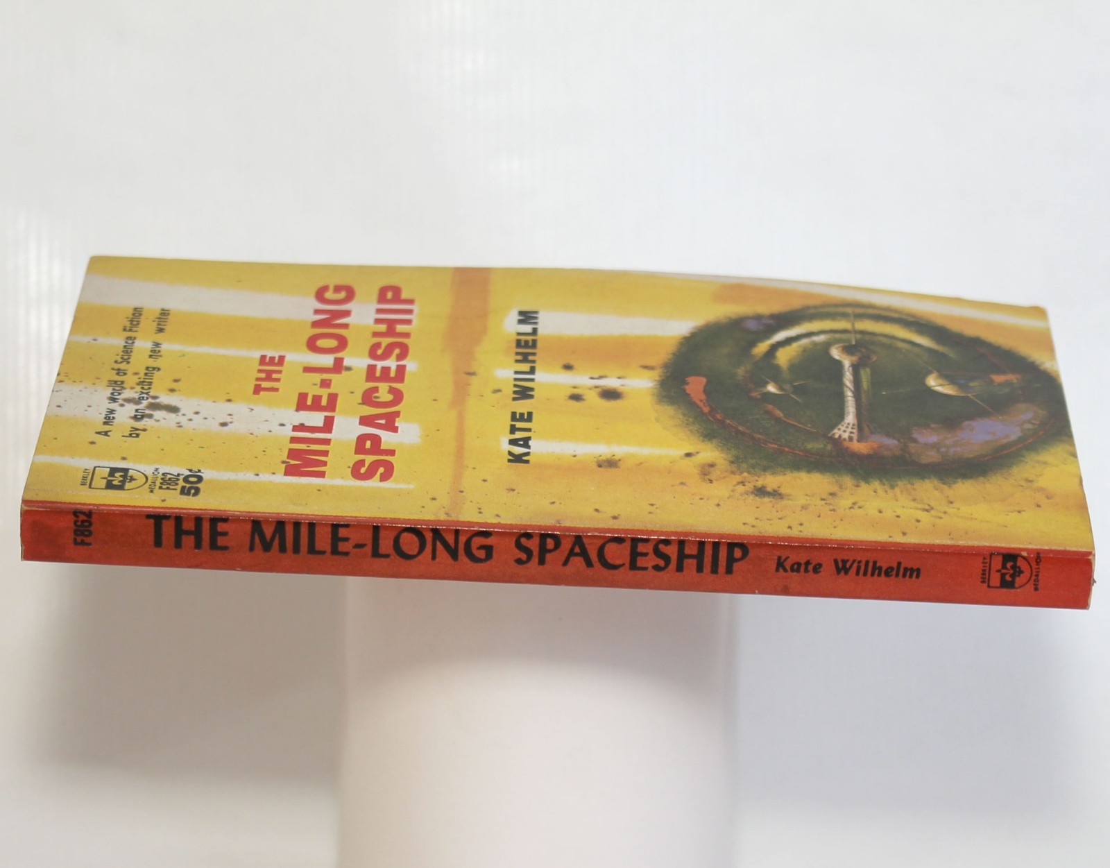 MILE-LONG SPACESHIP by Kate Wilhelm Berkley 1963 1st Print PB Richard Powers art