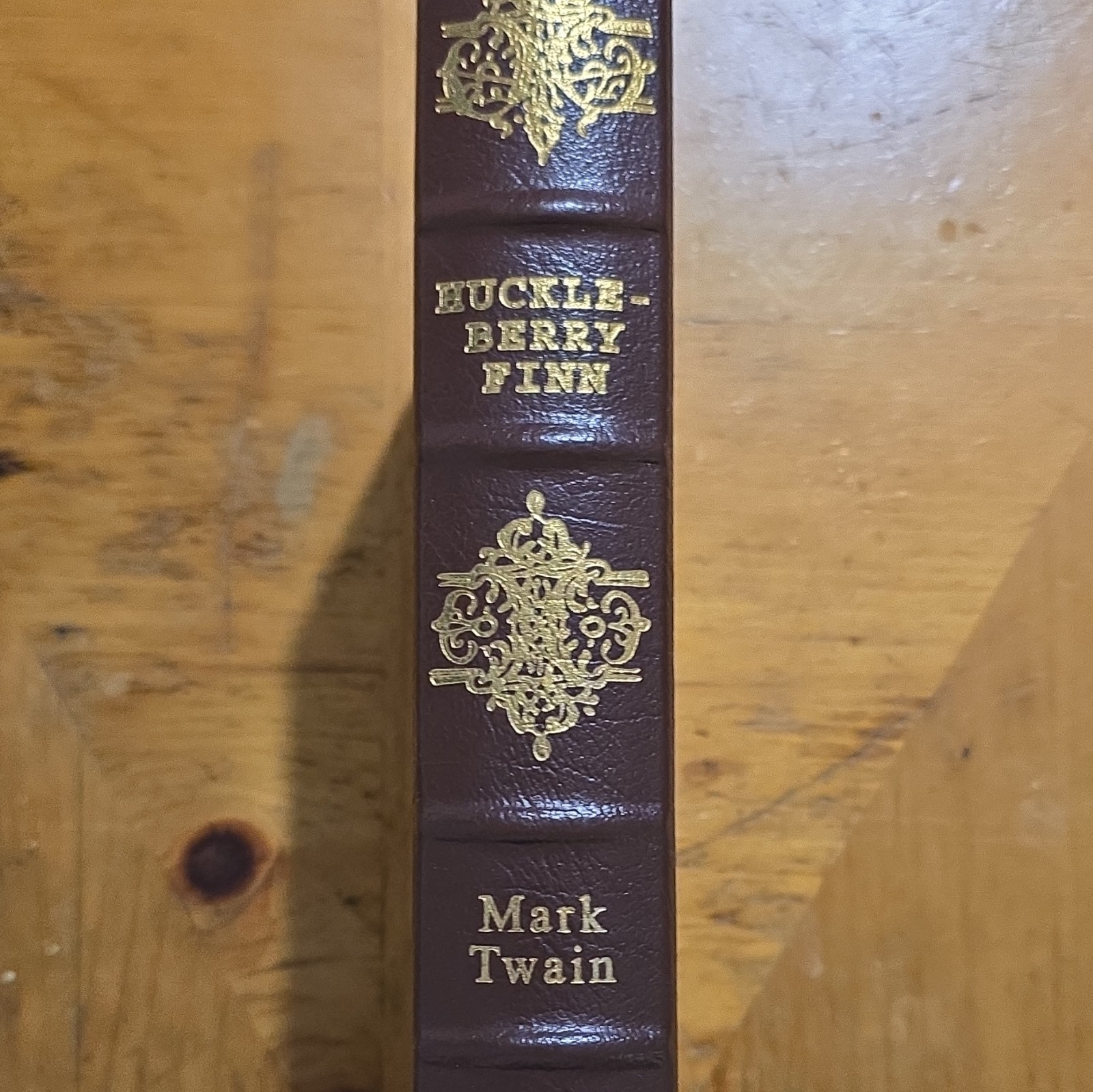 Adventures of Huckleberry Finn by Mark Twain Leather Bound. E/P Colloter Editio