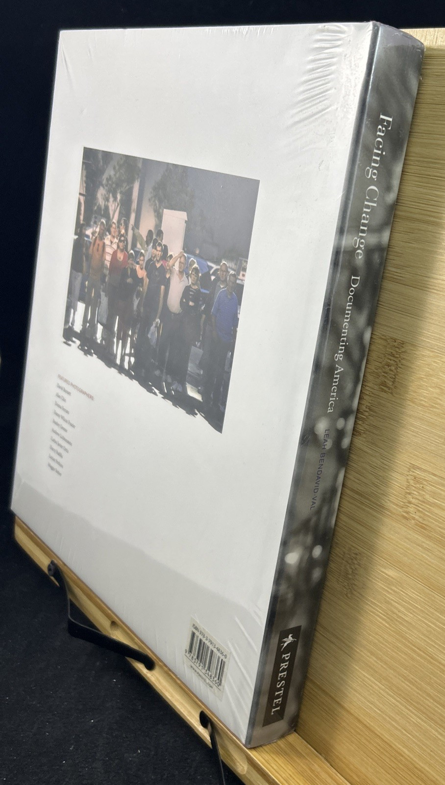 SEALED Facing Change: Documenting America by Leah Bendavid-Val HC