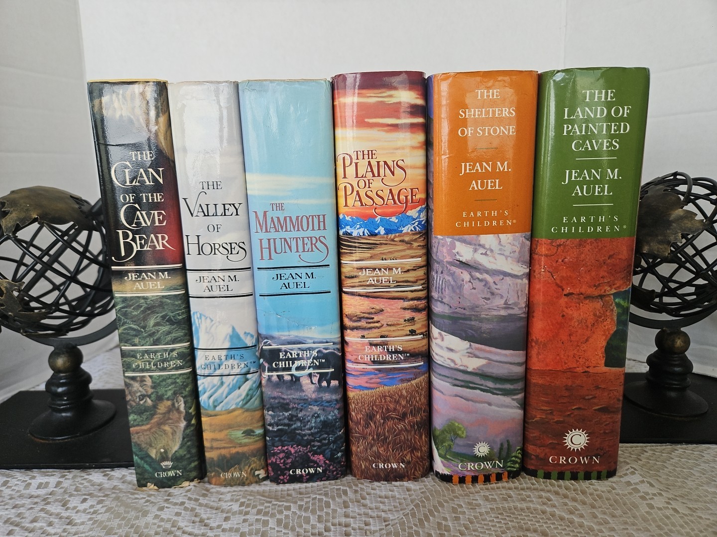Lot 6~Earth’s Children Series~The Clan of the Cave Bear~Jean Auel ~Full Size Har