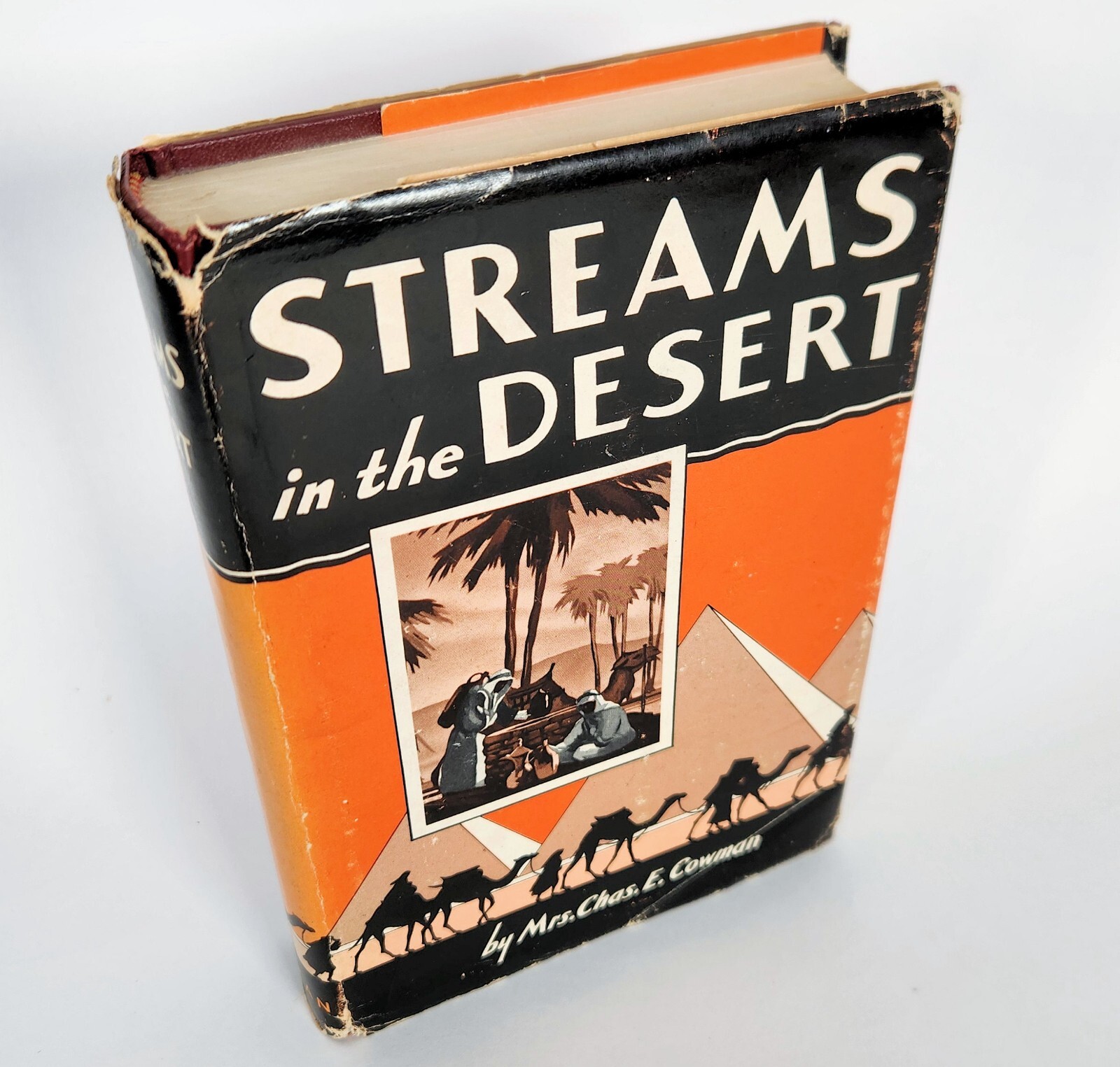 Streams in the Desert Mrs Charles Cowman Vintage 1962 Hardcover Devotional