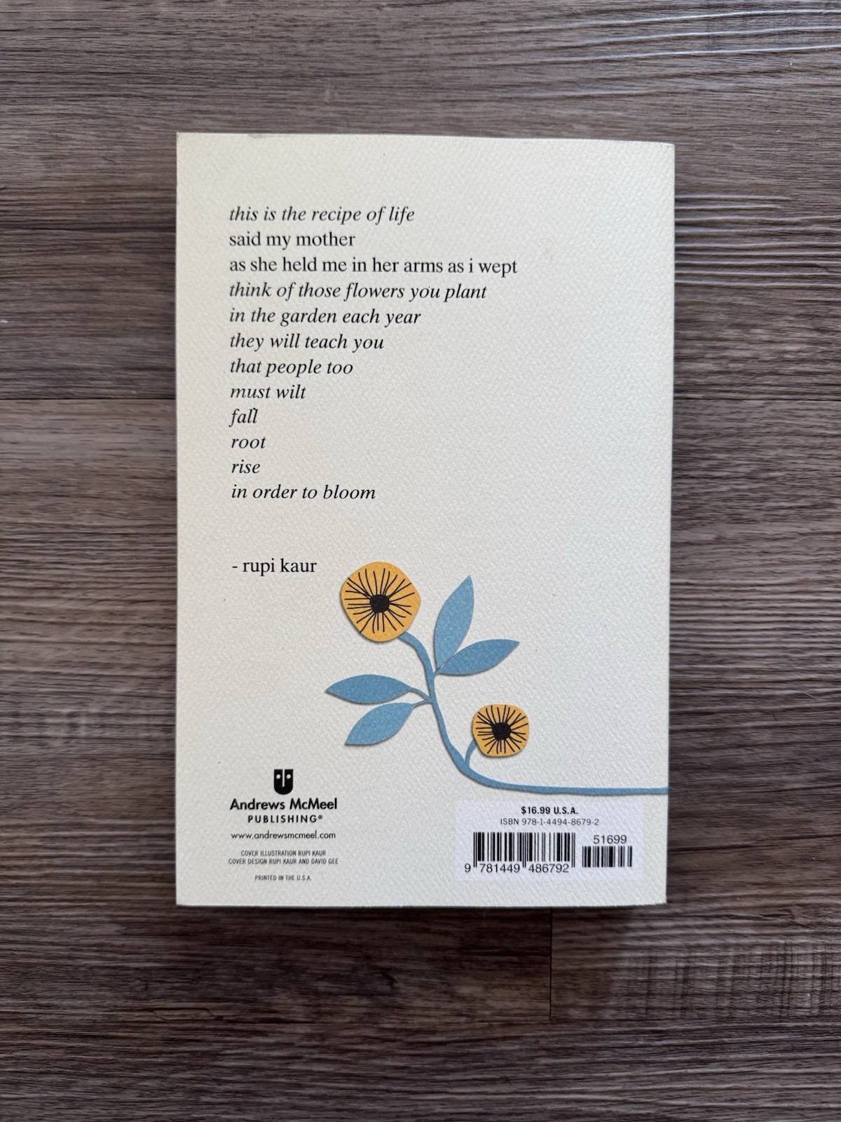 Sun and Her Flowers by Rupi Kaur (2017, Trade Paperback)