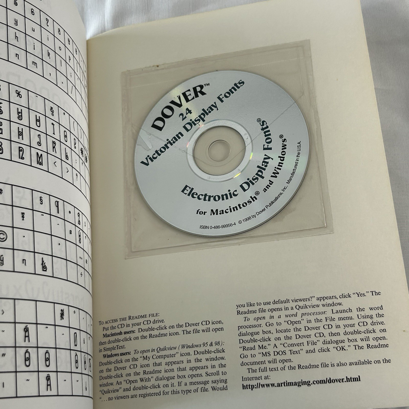 New 24 Victorian Display Fonts CD-ROM and Book Dover