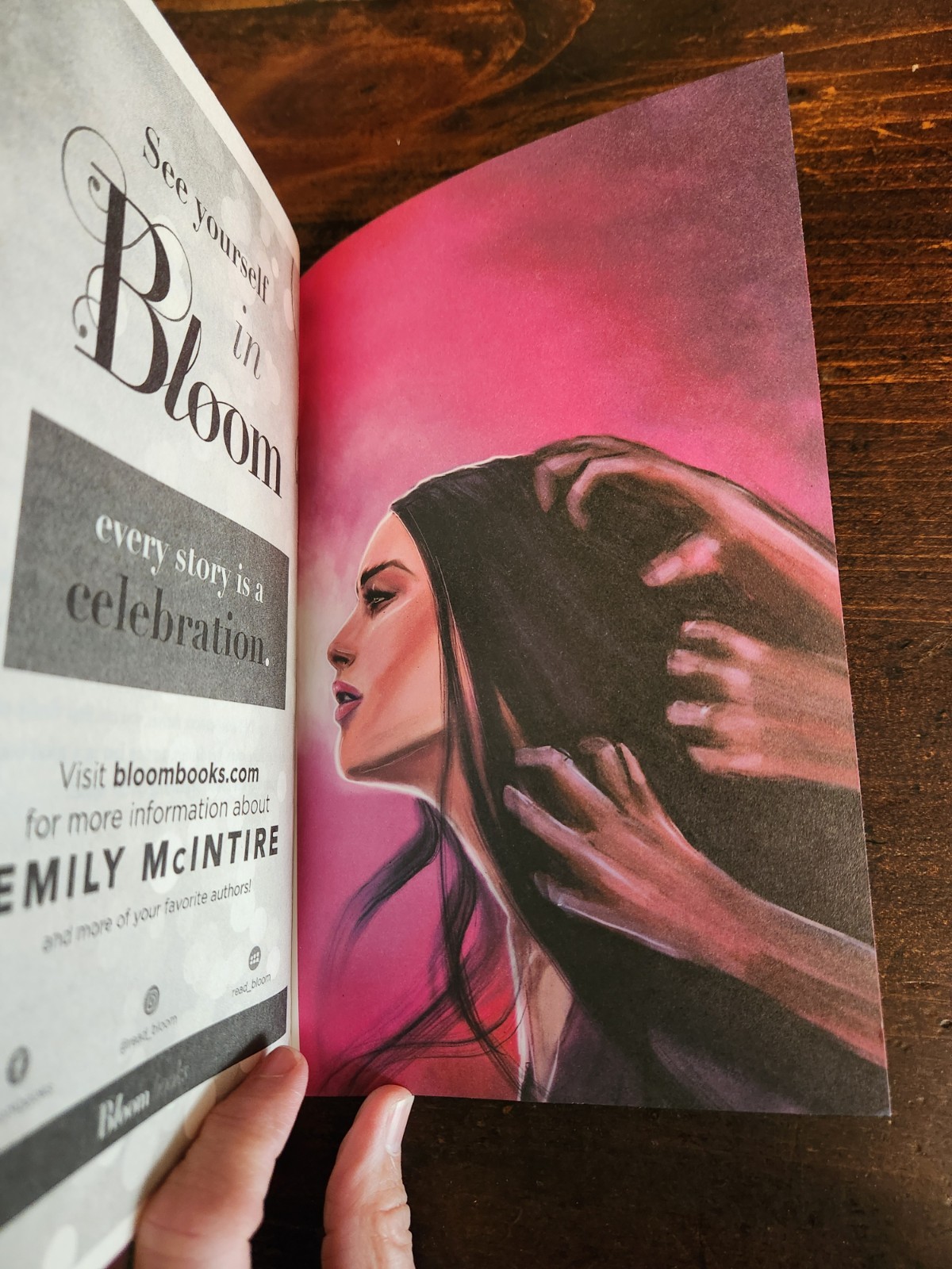 Burning Daylignt Emily Mcintire, Paperback, Sprayed Edges