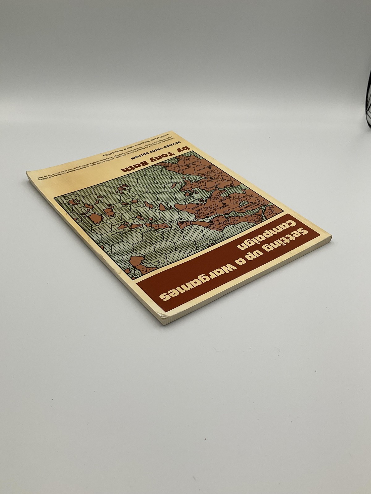 Setting Up A Wargames Campaign Tony Bath Wargames Research Group Tan PB 1986 UK