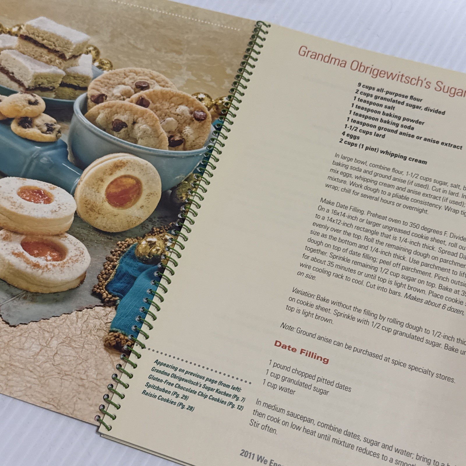 We Energies Cookie Book 2011 – 33 Color Pages – 38 Recipes