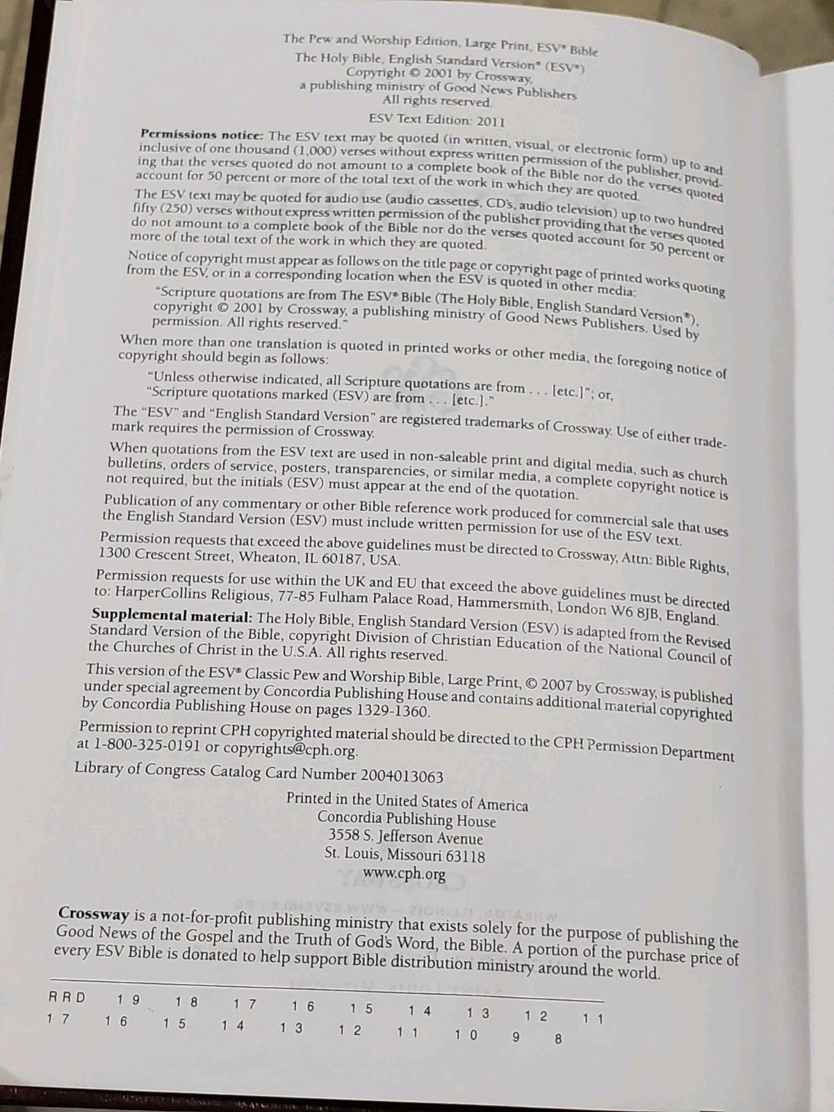 Bible ESV English Standard Version Crossway Large Print 2011 Brown Hardcover