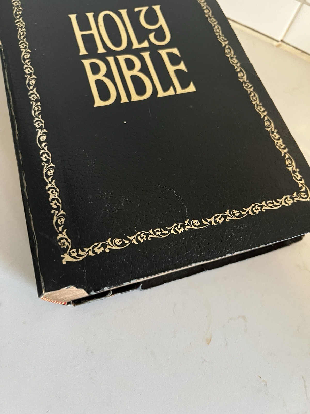 Holy Bible KJV 1973 Giant Print Red Letter Edition Thomas Nelson 581