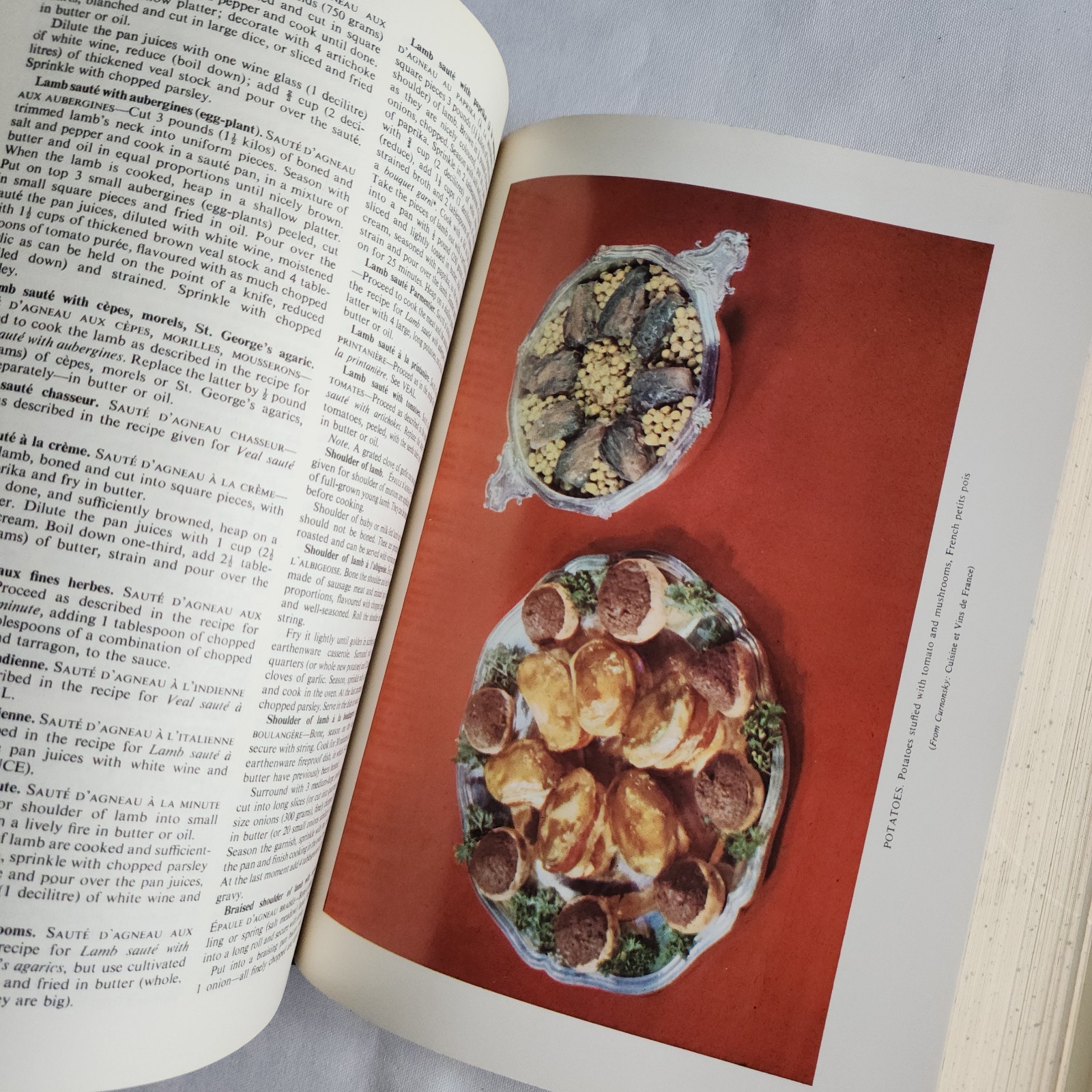 Larousse Gastronomique 1961 BCE American Edition HC/DJ