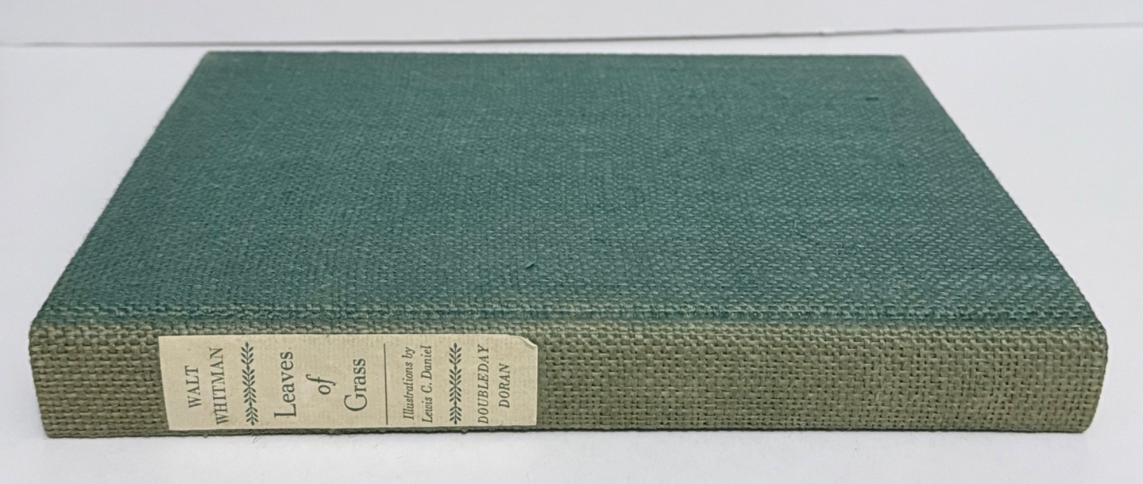 Leaves of Grass by Walt Whitman Illustrated by Lewis Daniel 1940 HC & Slipcase