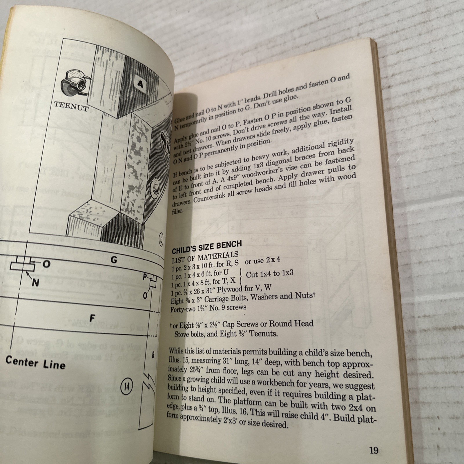 How to Build Workbenches, Sawhorse Tool Chests, And Other Projects 1974