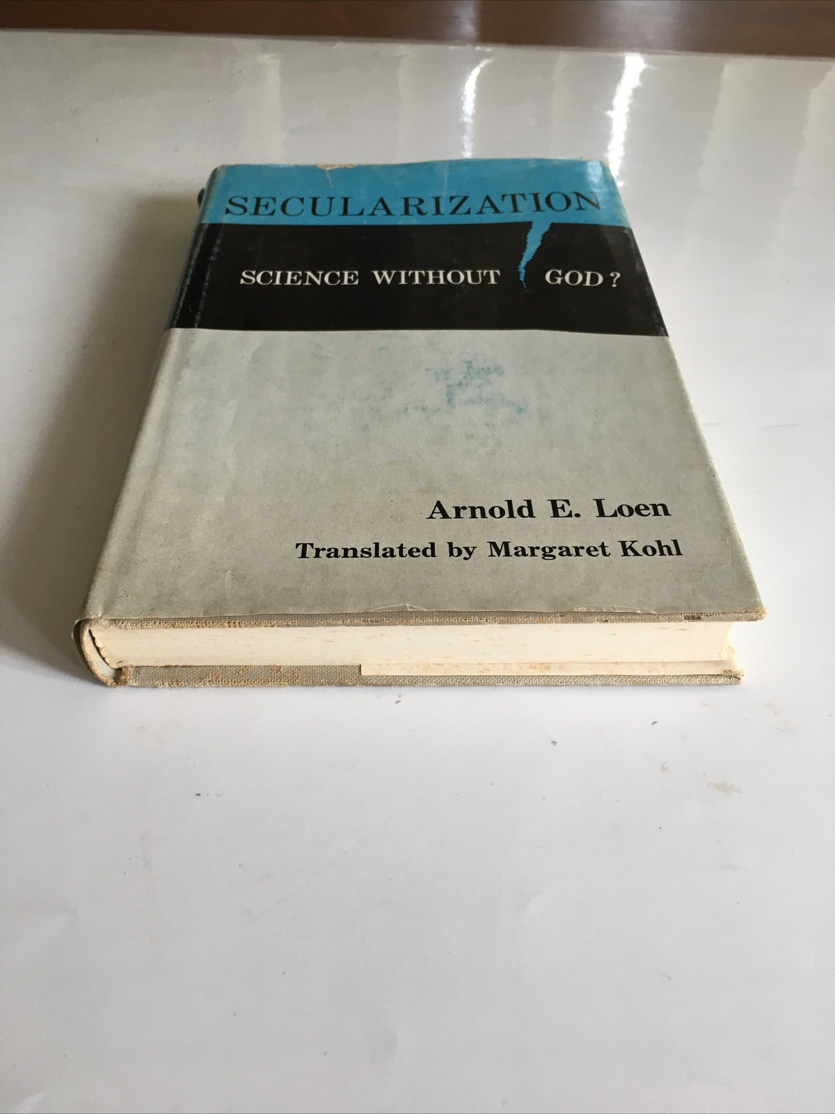 Secularization: Science Without God. A. E. Loen. The Westminster Press. 1967