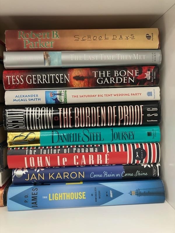 Lot of 15 Pounds Hardcover Fiction Books RANDOM