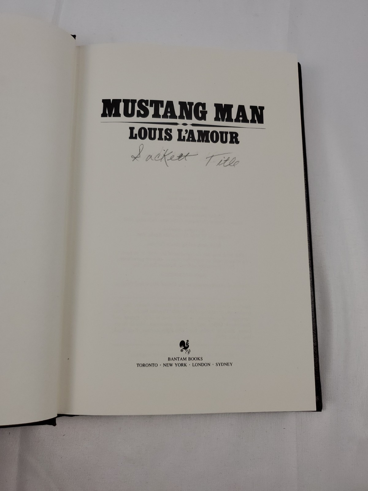 The Louis L’amour Collection Leatherette Bantam Book Lot Of 10