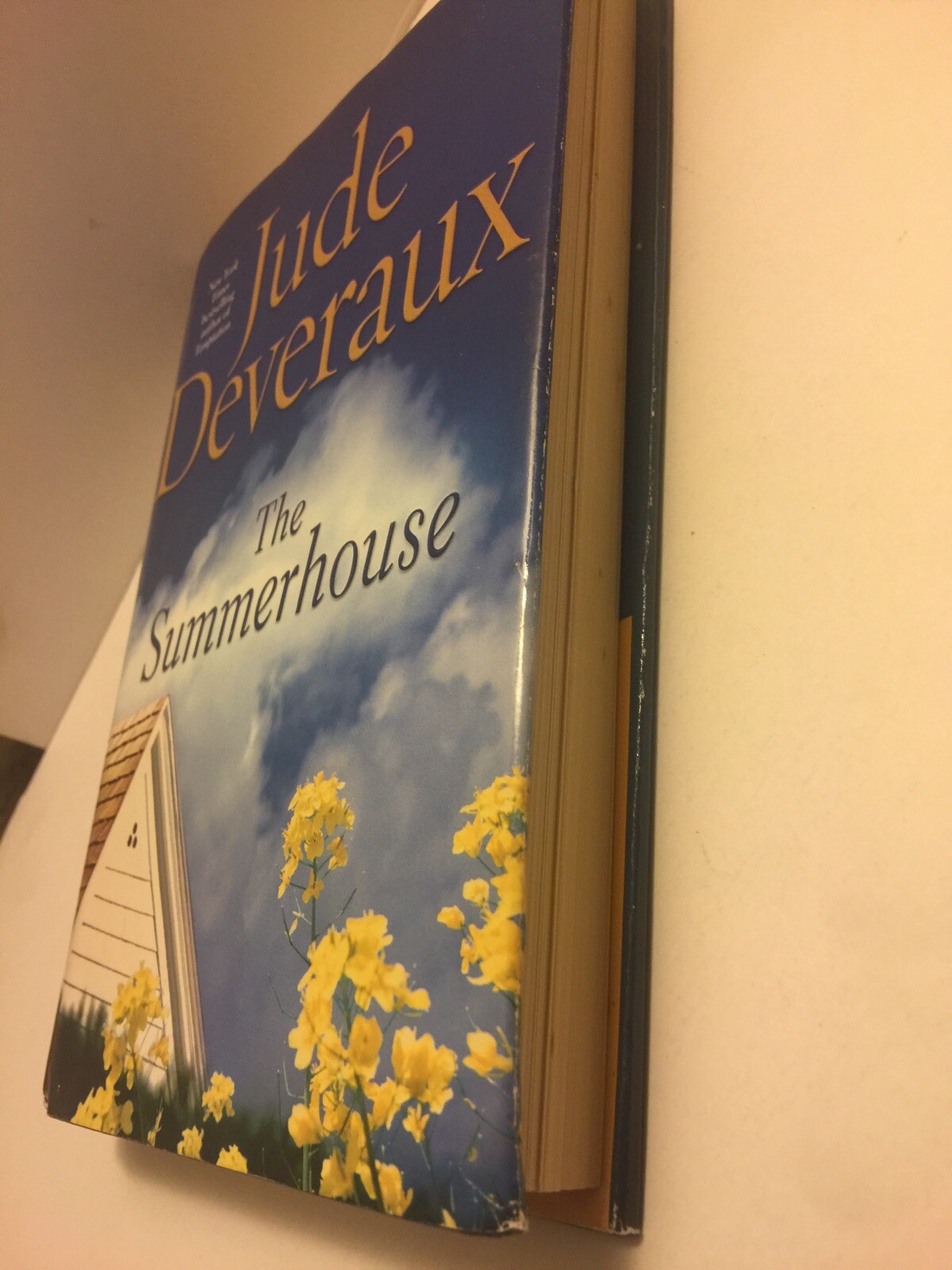 Summerhouse by Deveraux, Jude Hardback Book HC DJ FREE SHIPPING 297 PAGES