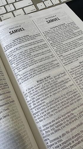 NKJV RVR60 Bilingual Bible Hardcover Spanish Edition 1lb
