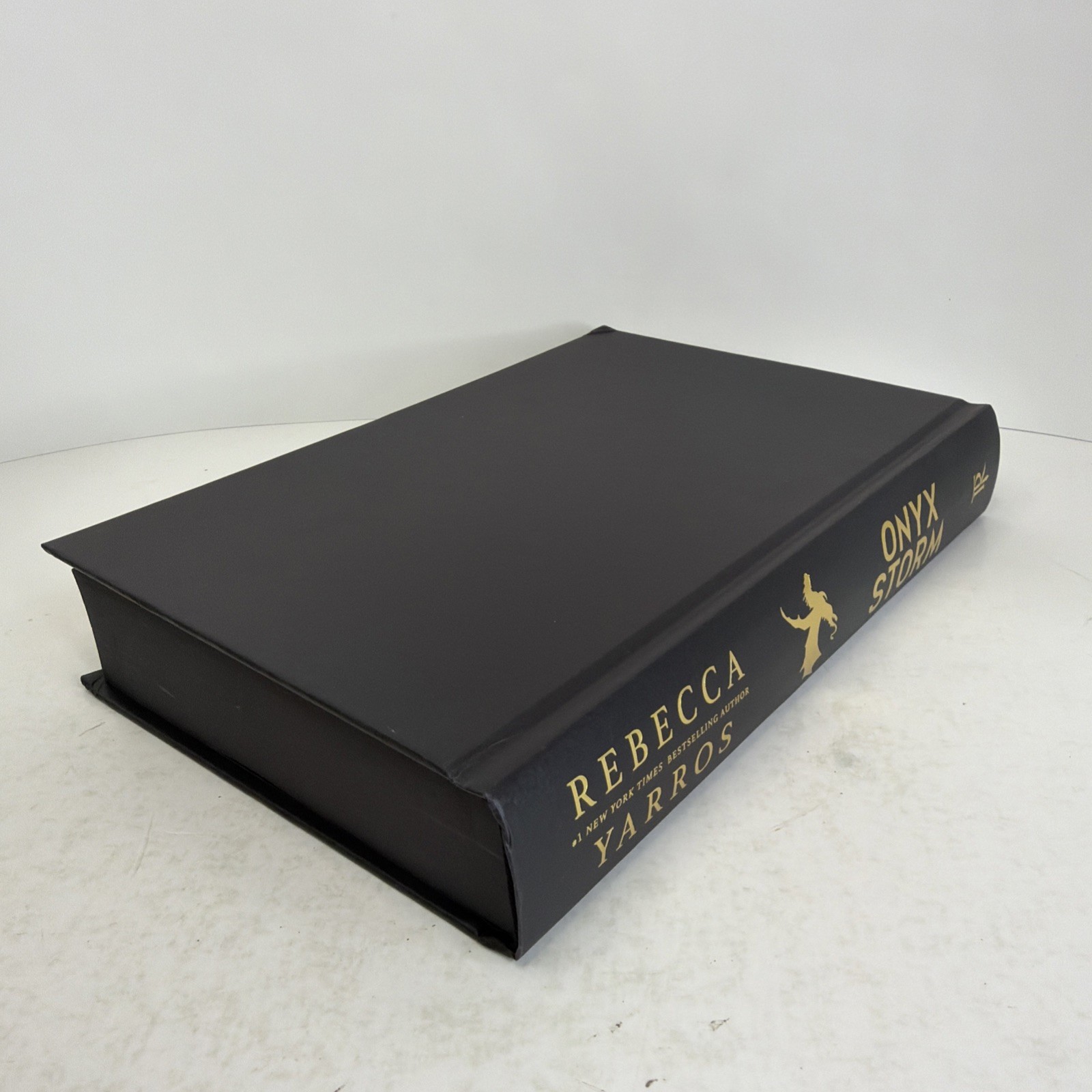 Onyx Storm Rebecca Yarros Deluxe Limited Edition Hardcover w/ Dust Jacket SIGNED