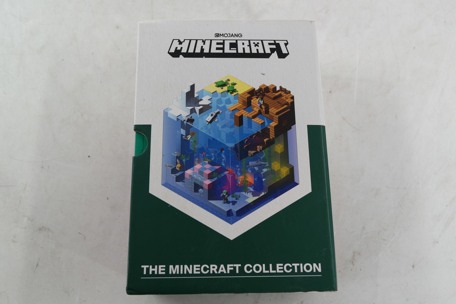 Minecraft Minecraft Collection Mojang AB Farshore Green Box Set 8 Books PB 2020