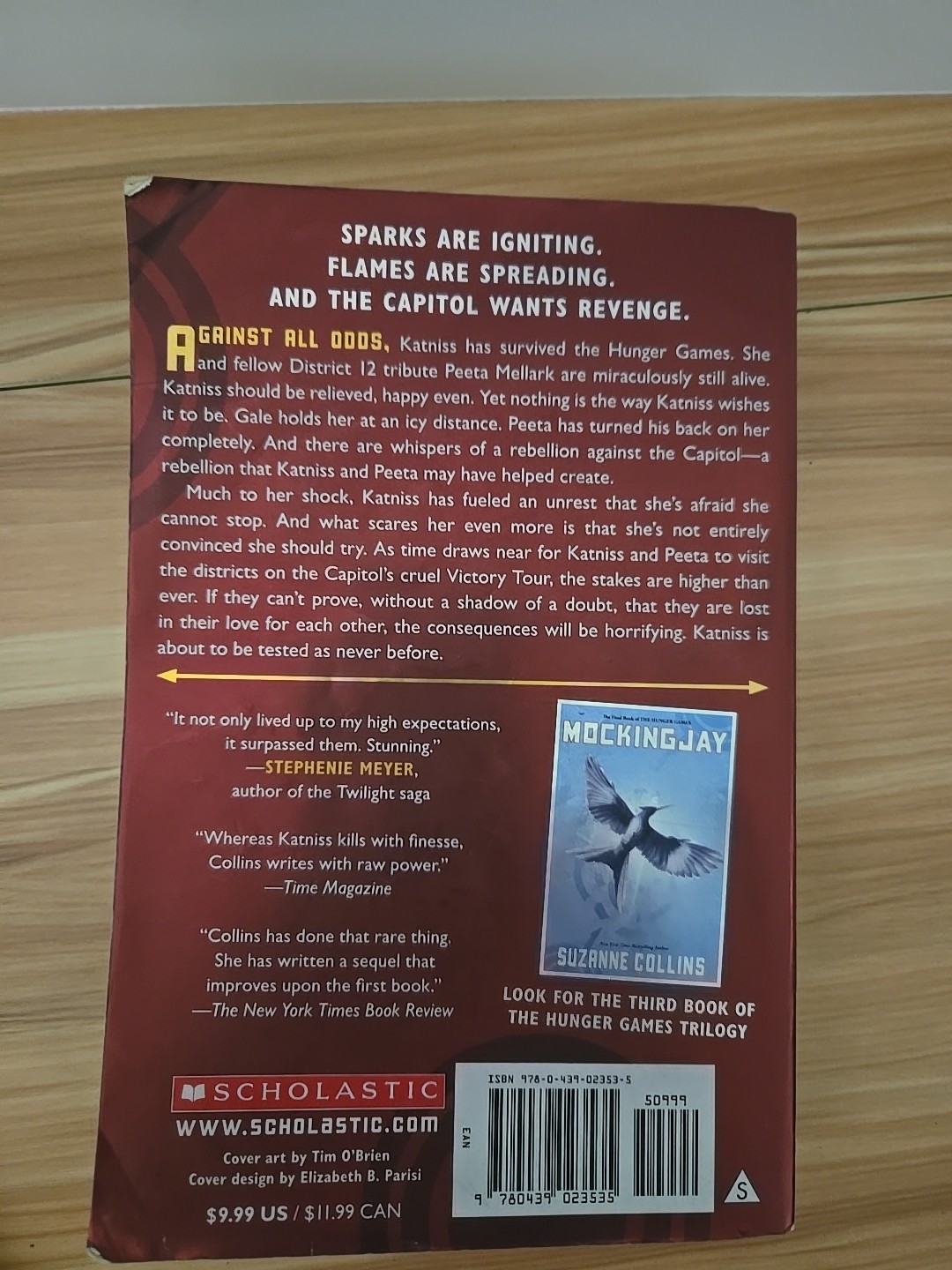 Catching Fire by Suzanne Collins (2012, Trade Paperback)