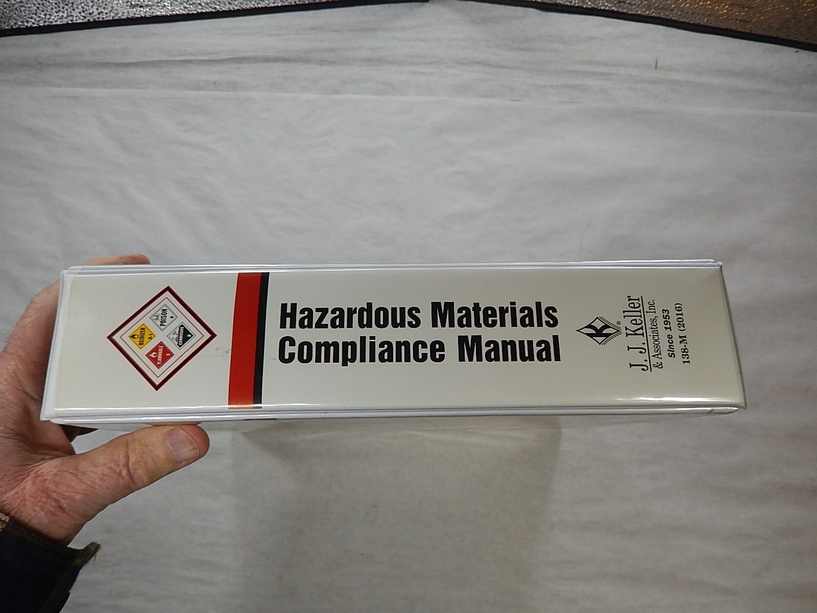 Hazardous Materials Compliance Manual by J.J. Keller & Associates, 2016, 138-M