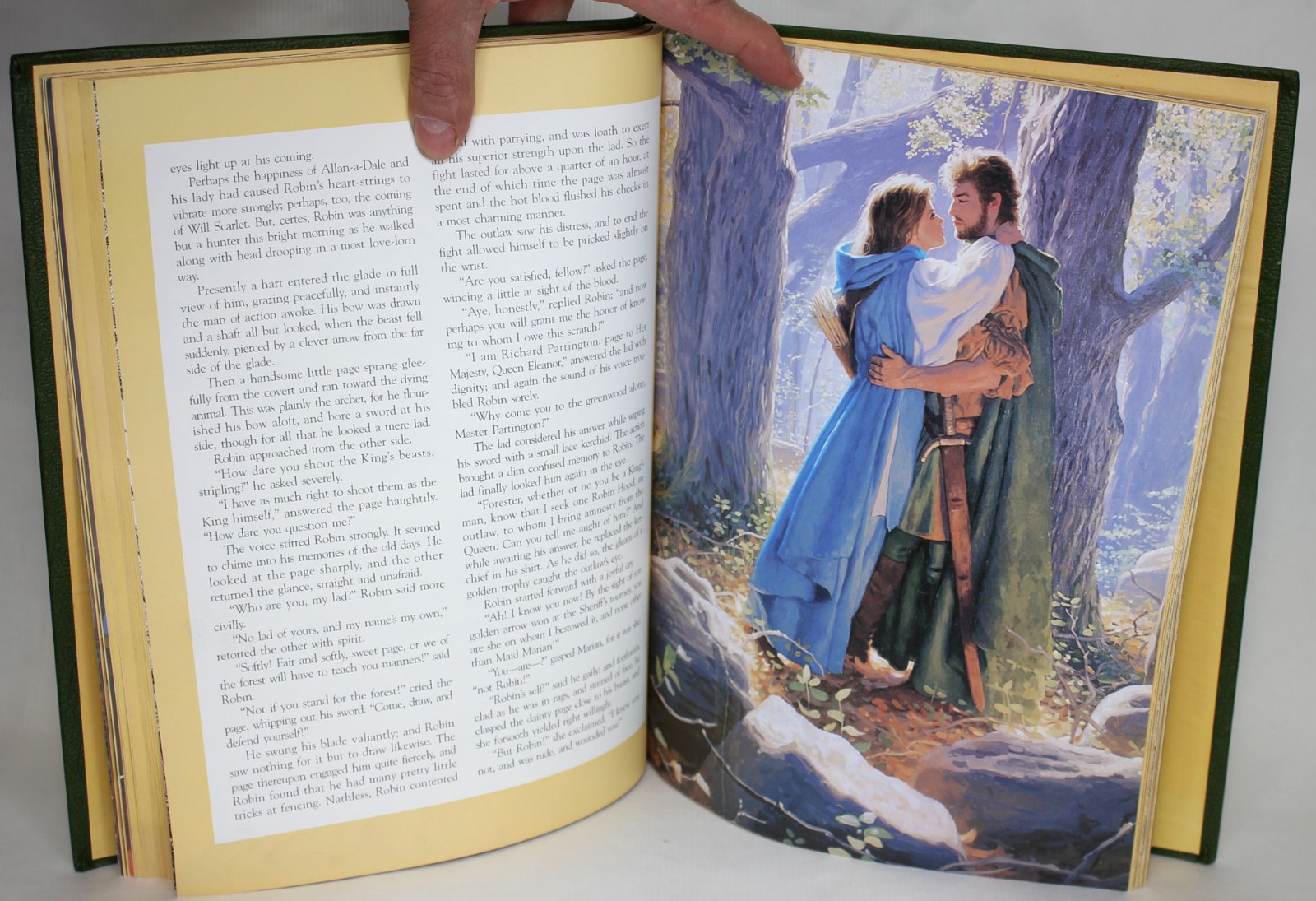 ROBIN HOOD Illustrated Greg Hildebrandt Unicorn, 1991 Genuine Bonded Leather HC