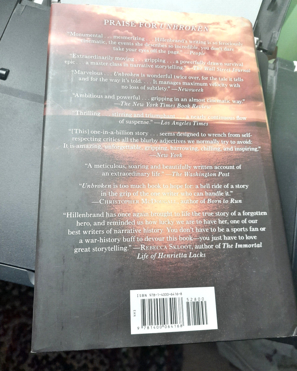 Laura Hillenbrand, UNBROKEN 2010 1st Edition HC/DJ WWII SURVIVOR LOUIS ZAMPERINI