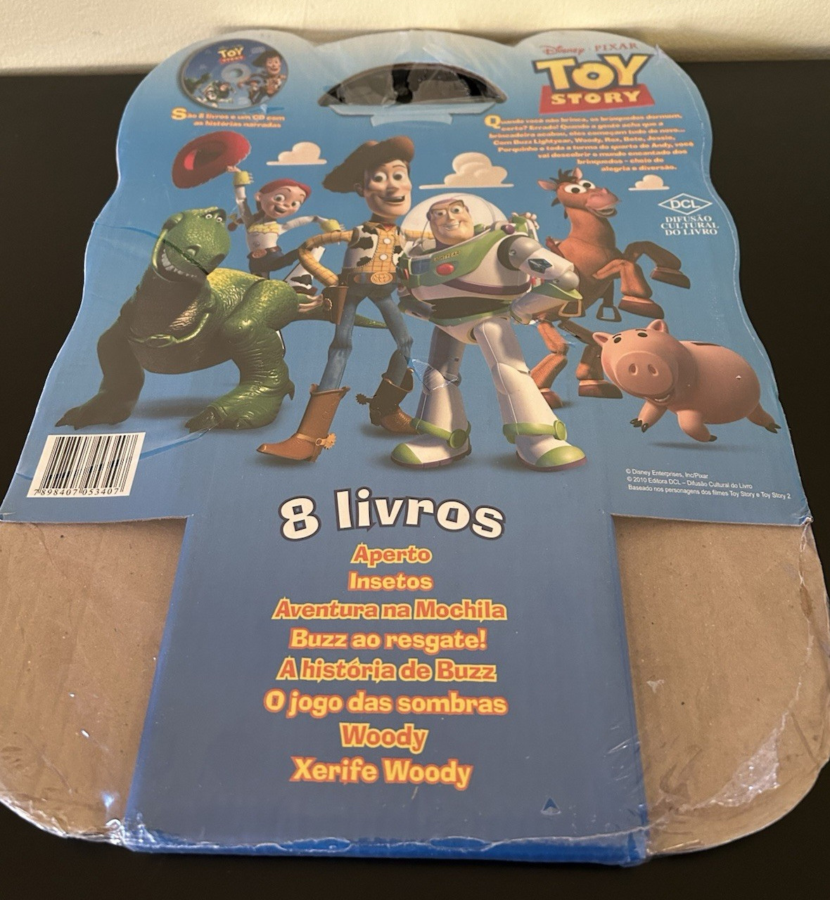 TOY STORY 1 & 2 ~~ 8 books and a CD with narrated stories in Portuguese NRFP