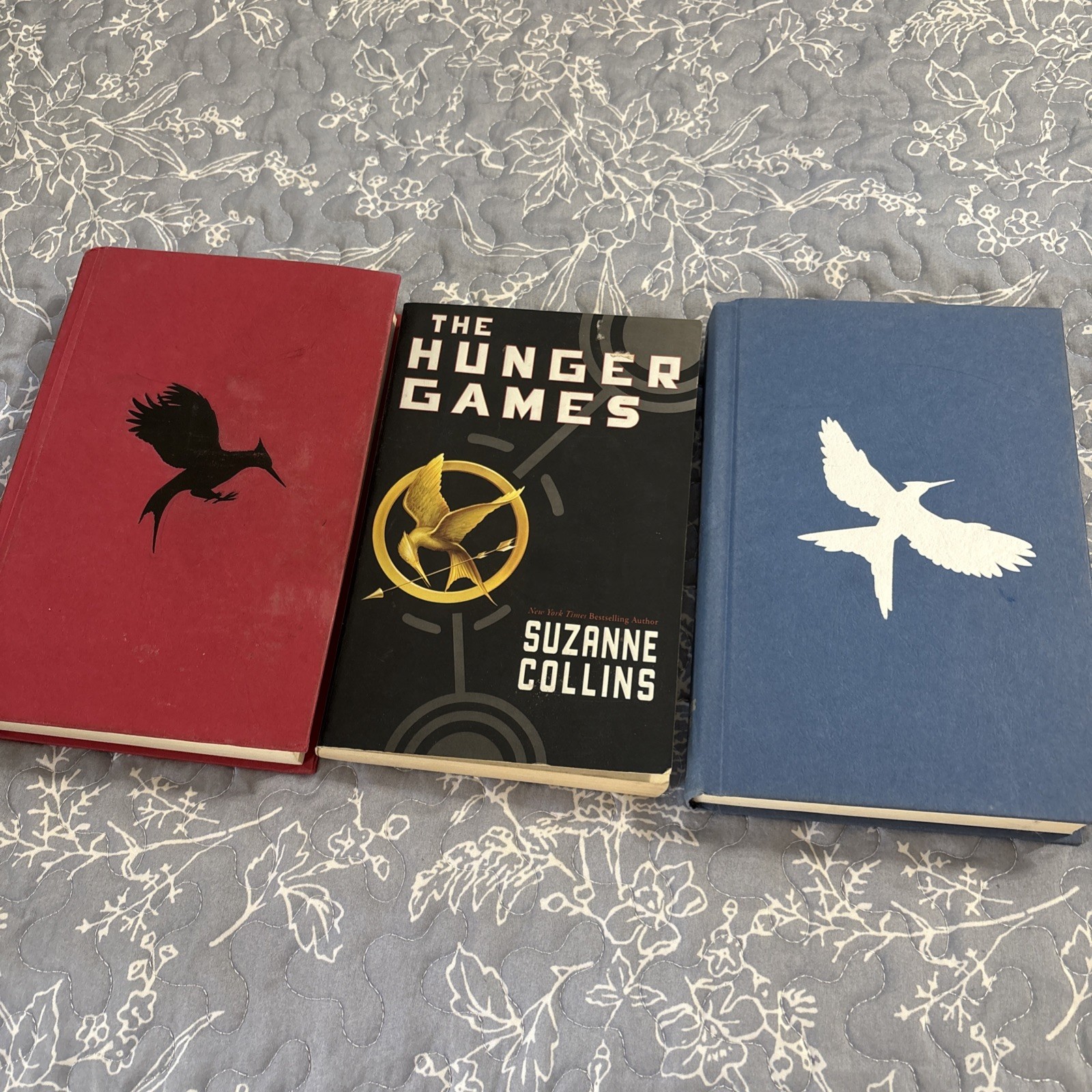 The Hunger Games Trilogy Suzanne Collins 2 Hardcover And 1 Paperback