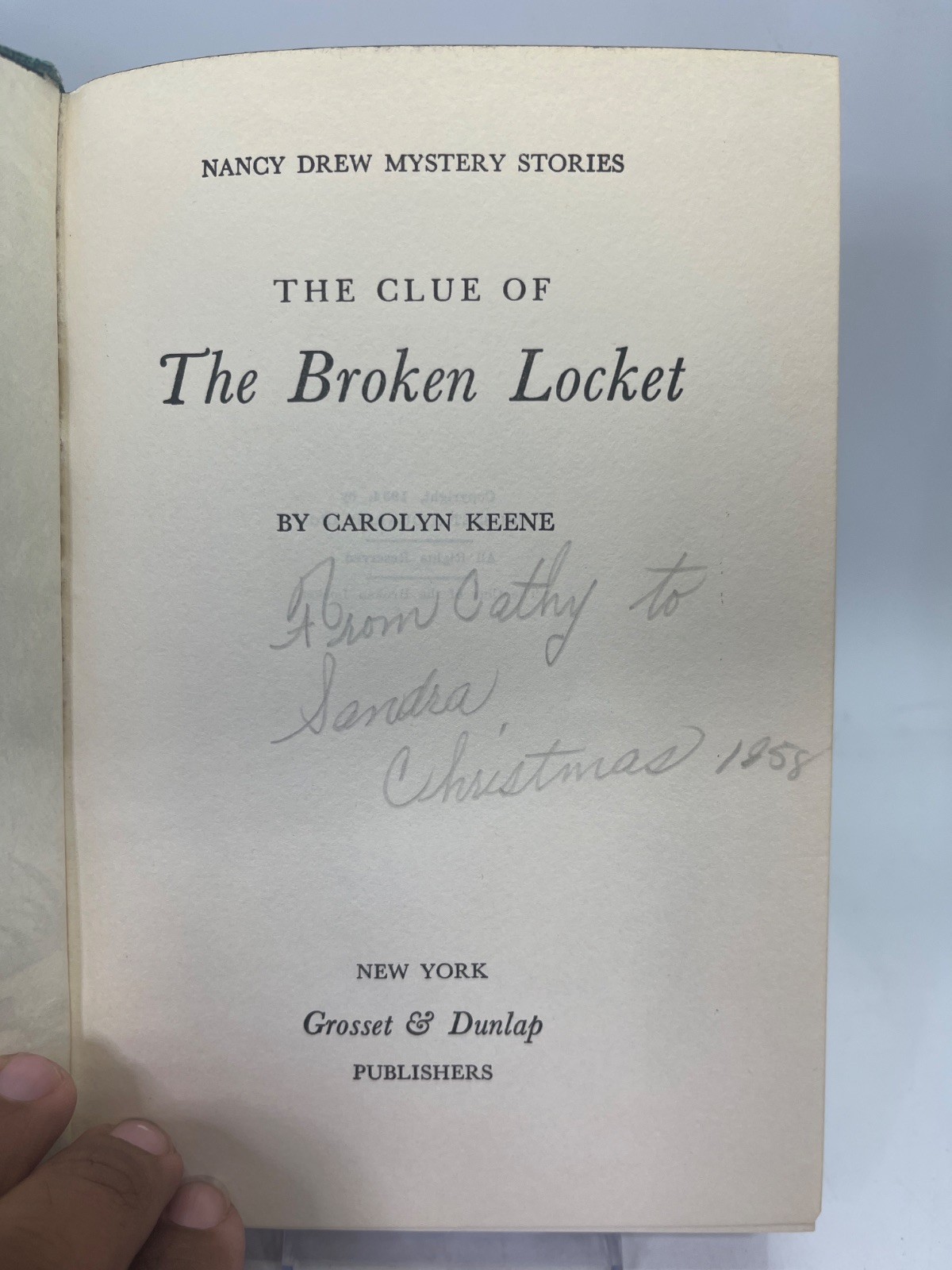 The Clue of the Broken Locket [Hardcover] Carolyn Keene 1934