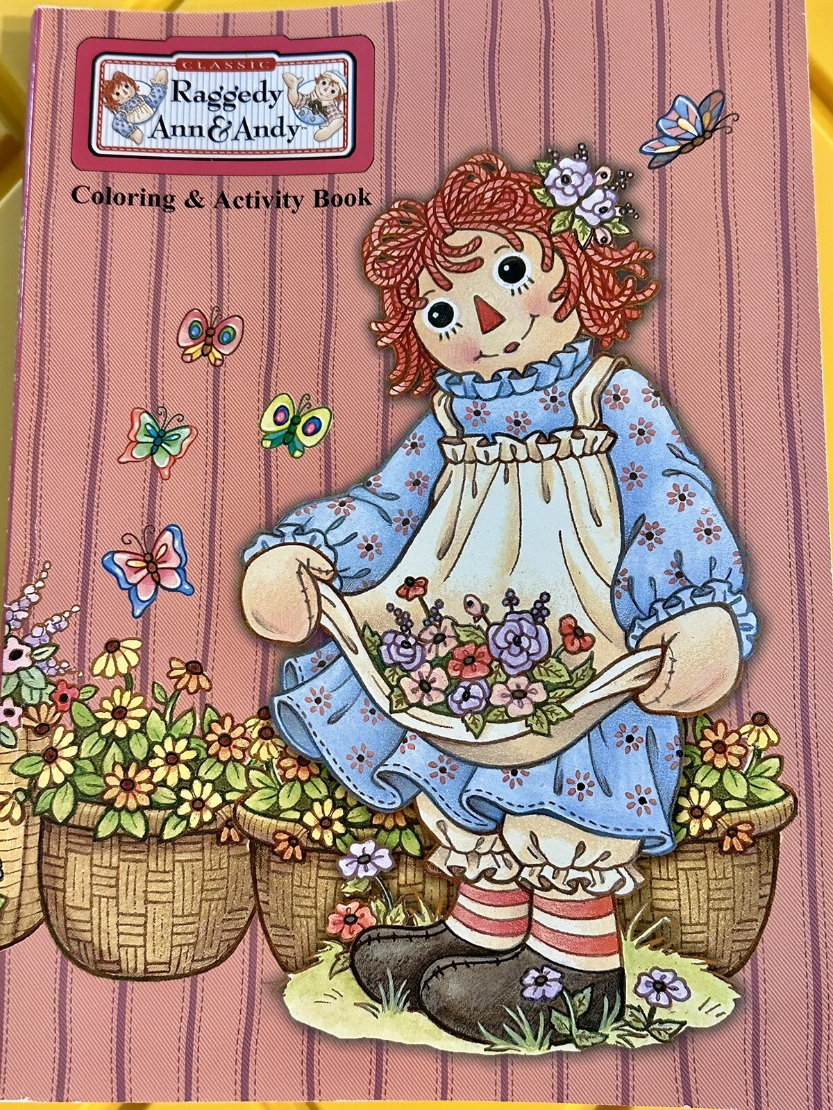 Vintage Simon & Schuster Raggedy Ann & Andy Coloring & Activity Book 136 Pages