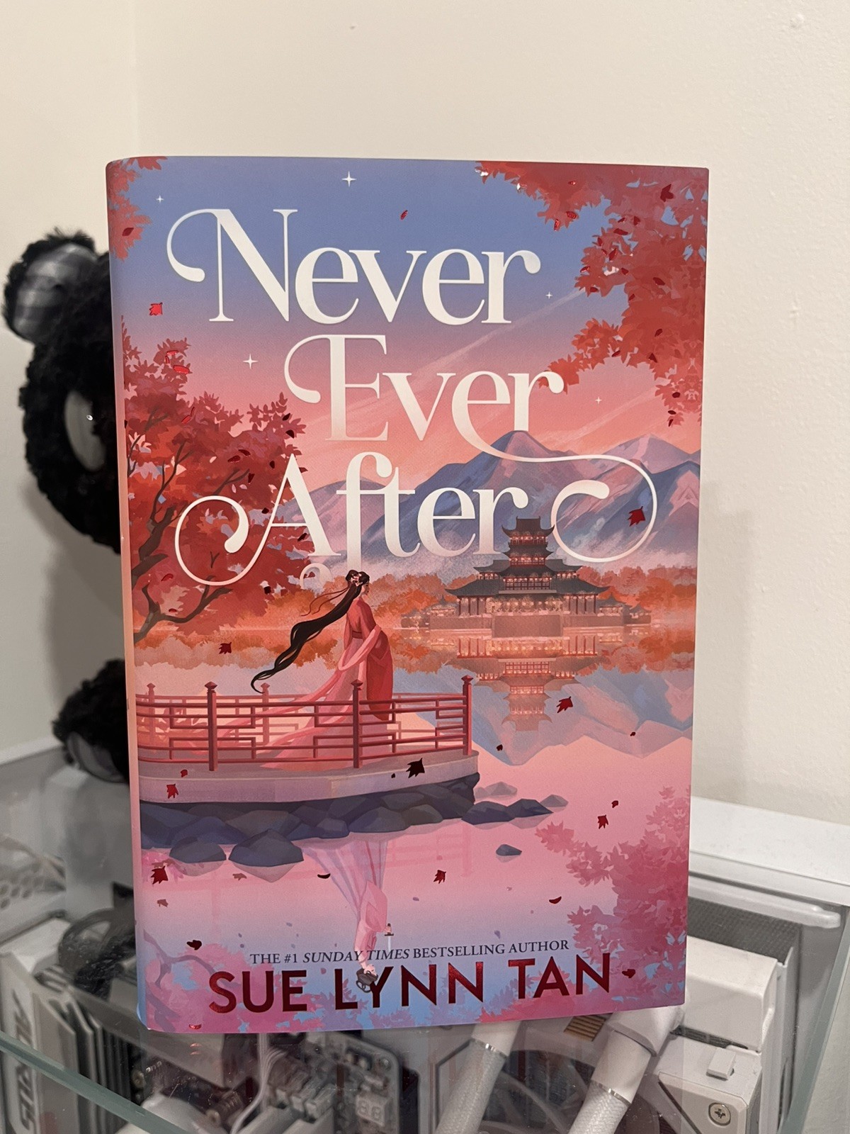 Fairyloot Exclusive 1st Edition Sprayed Edges – Never Ever After by Sue Lynn Tan