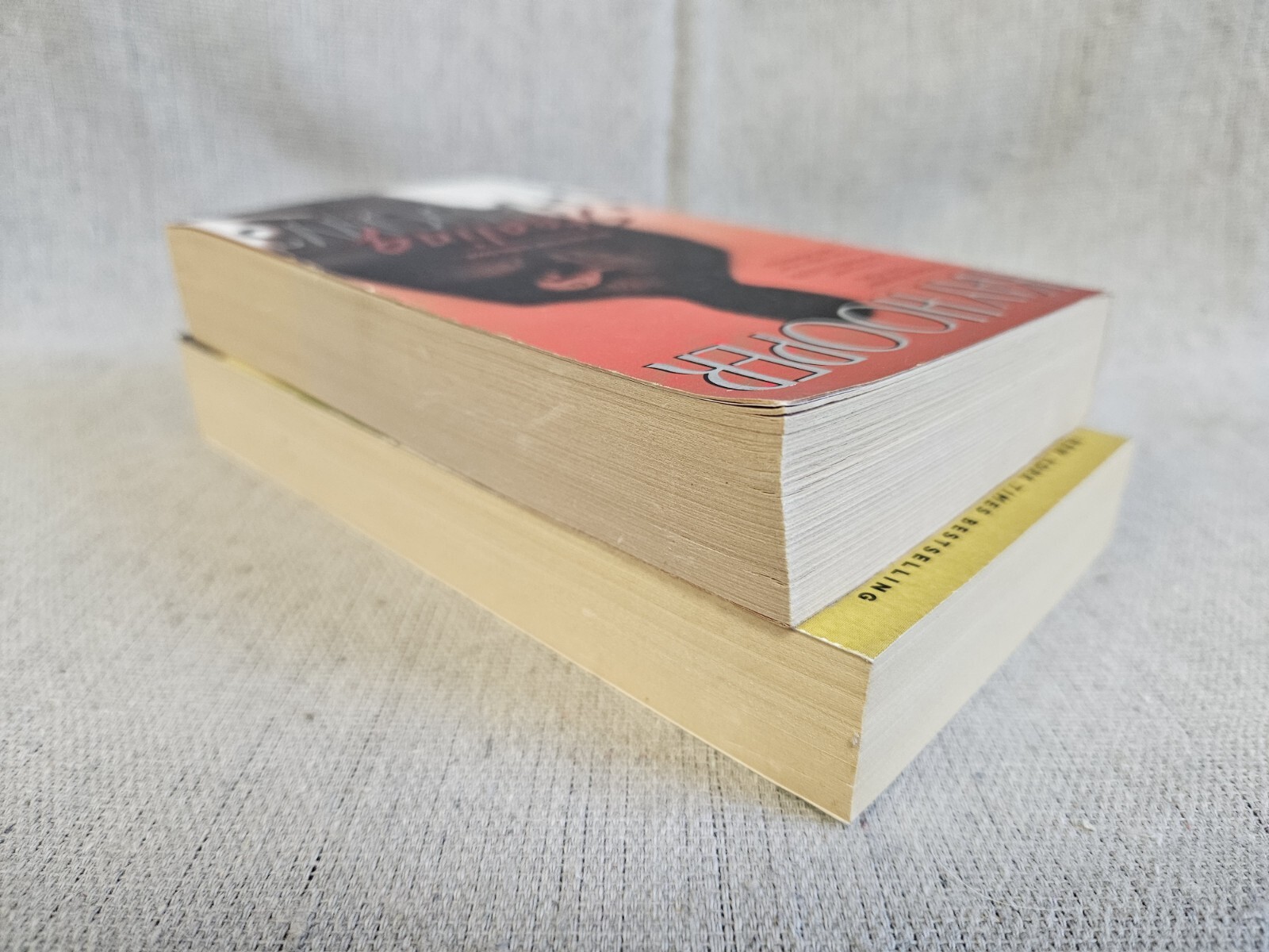 Kay Hooper 2 Book Lot – Stealing Shadows & Hidden Salem