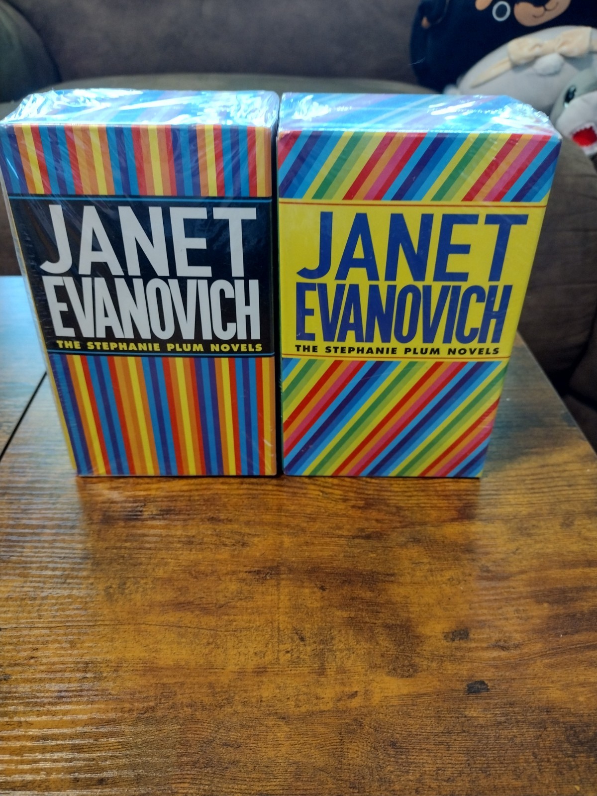 LOT OF 6 Janet Evanovich Stephanie Plum Novels Vol. 2 & 3, Books 3-8 Brand New