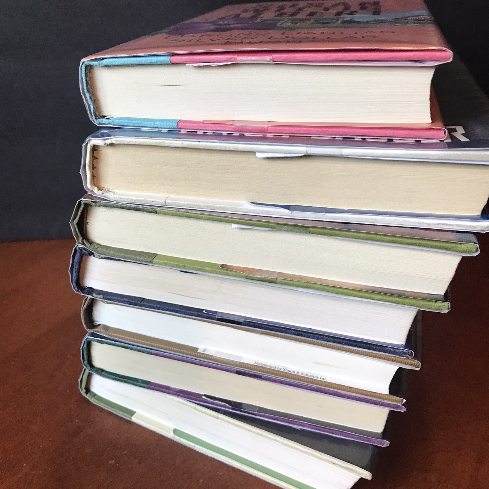 Lot: 7 Susan Wittig Albert Books Holly Blues A Dilly of a Death Indigo Dying