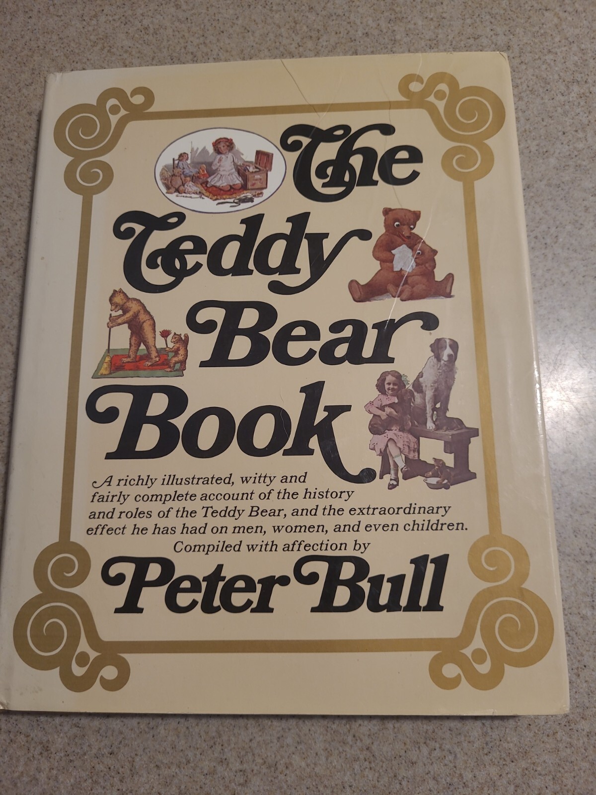 The Teddy Bear Book, Peter Bull, Ltdd. #9199, Hardcover/ Slip Case Very Good