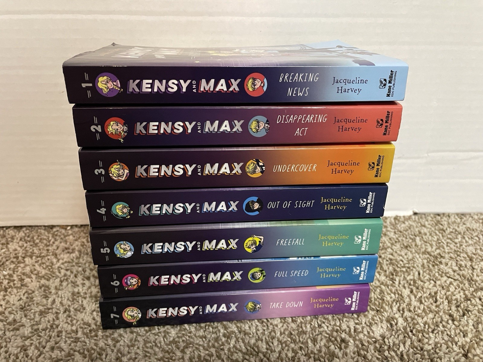 Kensy and Max by Jacqueline Harvey Trade Paperback Books 1-7 … FREE SHIPPING!