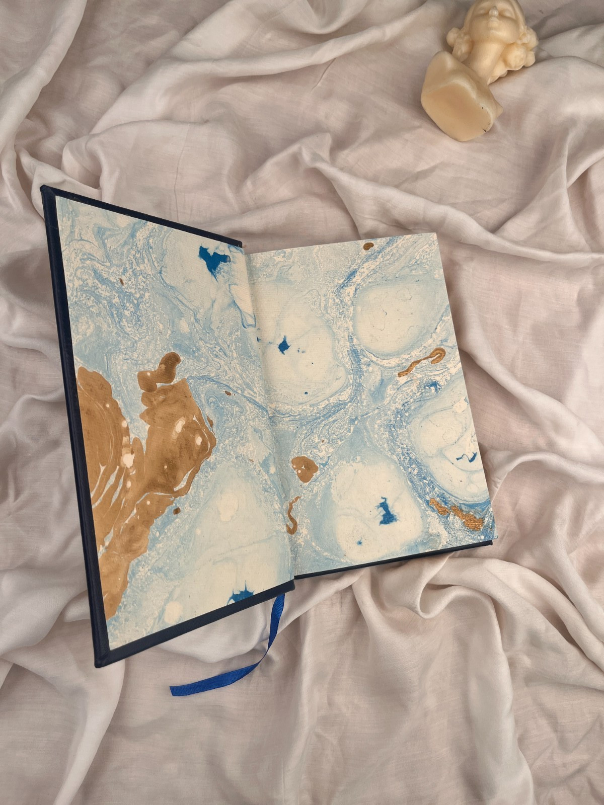 Piranesi by Susanna Clarke [PREMIUM LEATHER BOUND]