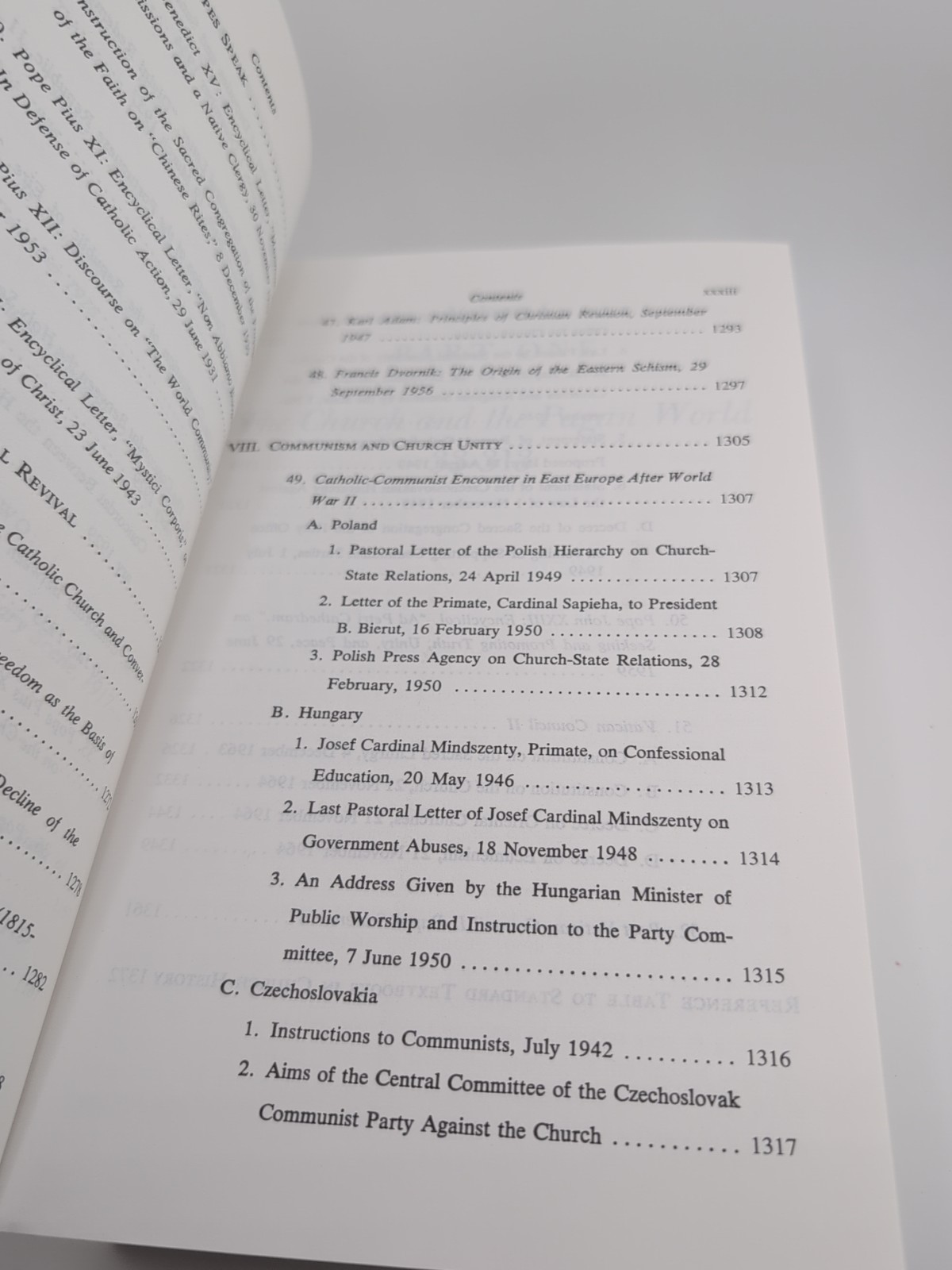 Readings in Church History Paperback
