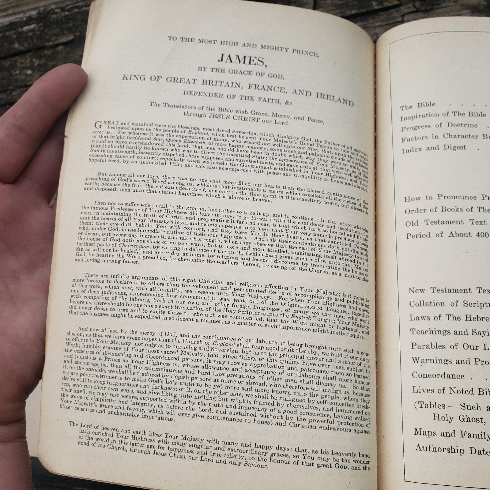1941 HOLY BIBLE “The Good Samaritan” Illuminated King James Version Red Letter