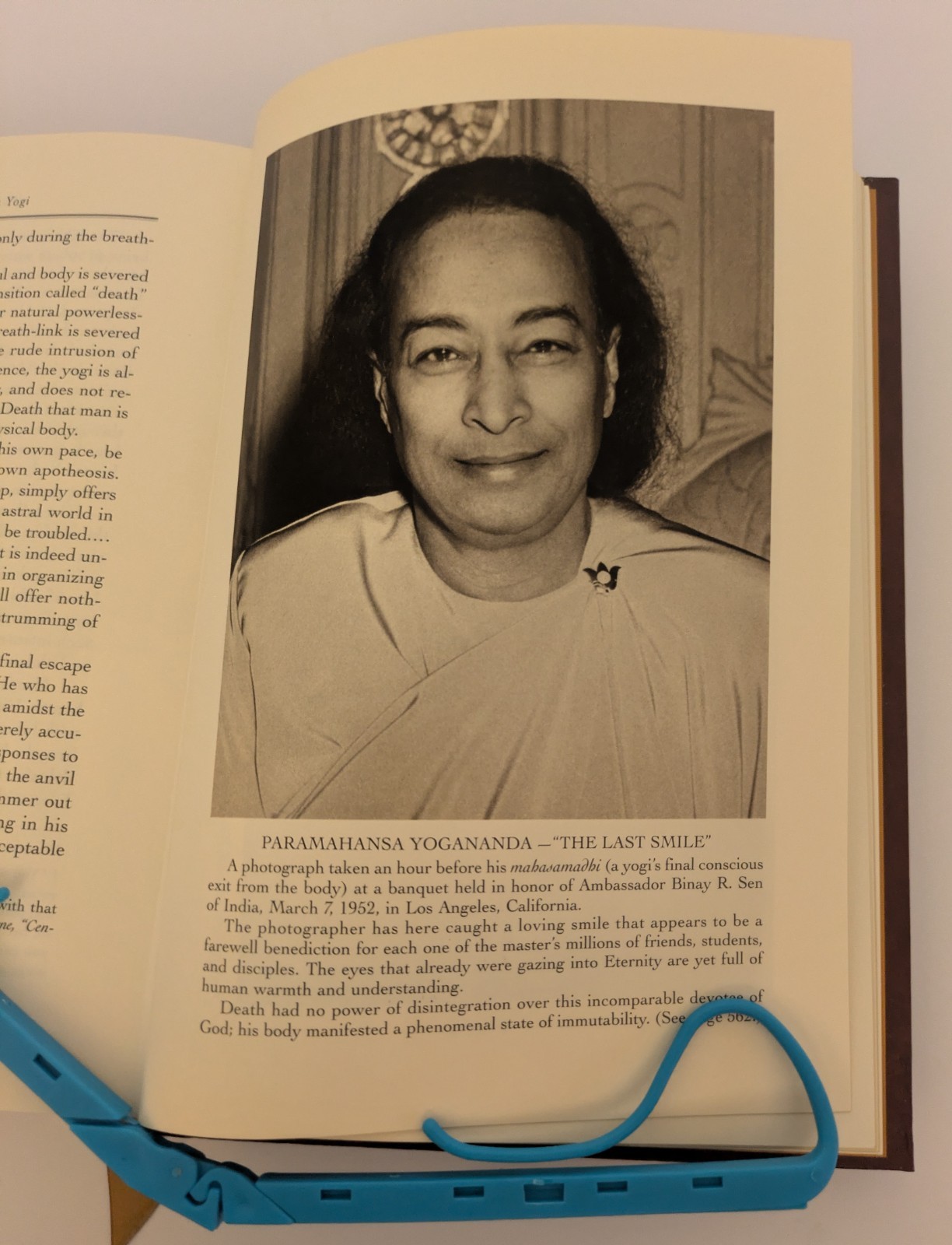 Autobiography of a Yogi 1997 HC Boxed Edition– Paramahansa Yogananda Illustrated