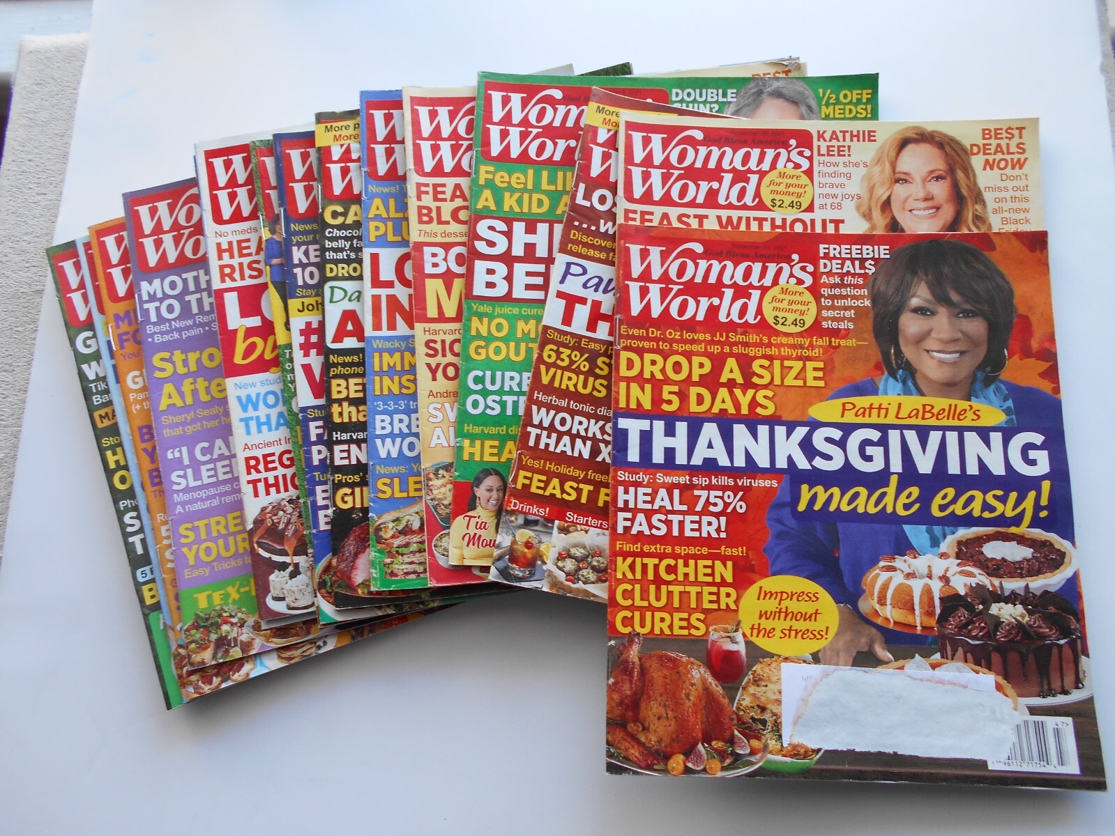 WOMAN’S WORLD Magazine LOT 15—NOVEMBER 22,2021–MAY 27,2024–(#7)
