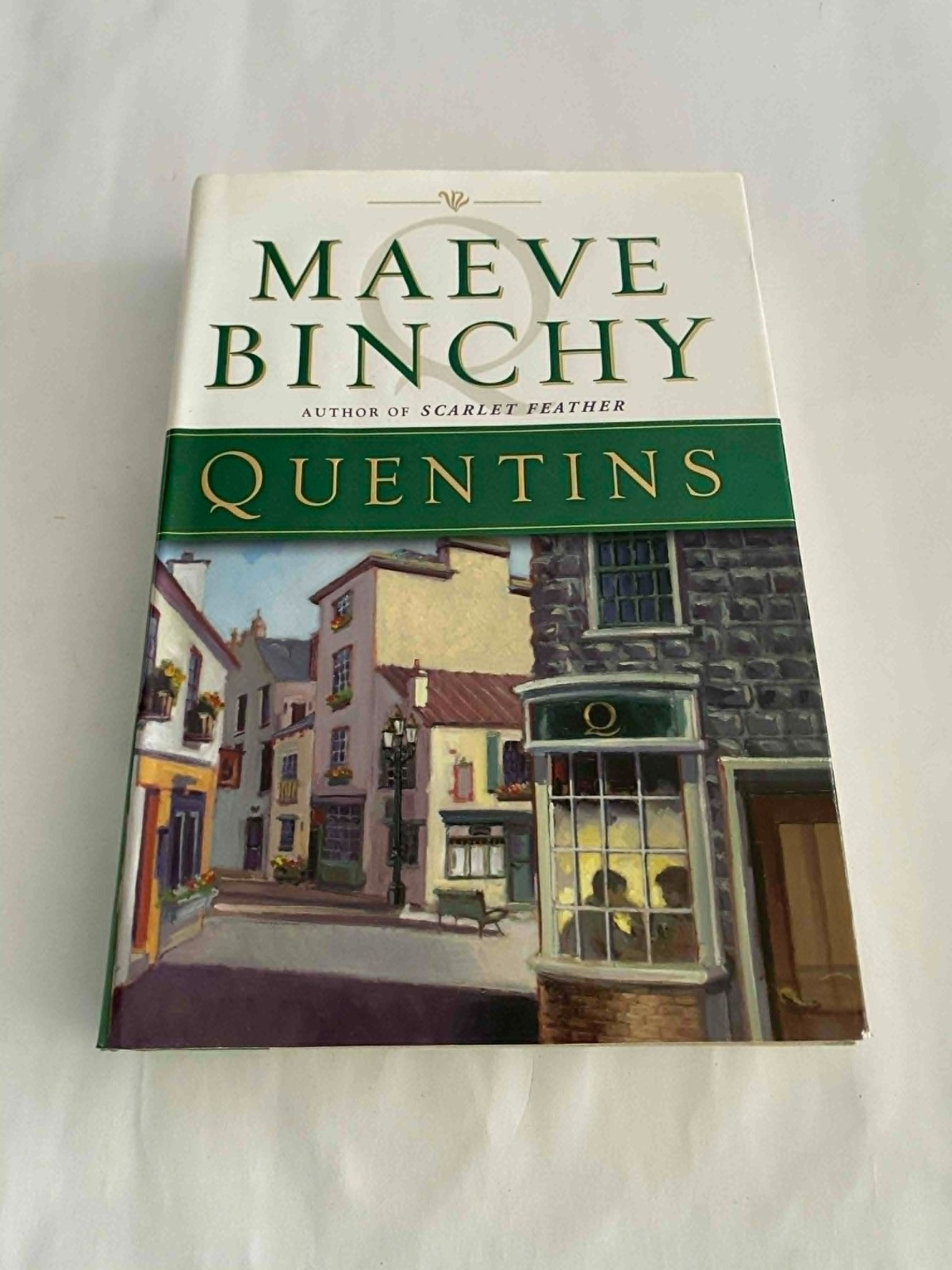Quentins – Hardcover with Dust Jacket By Binchy, Maeve It’s possible to – GOOD