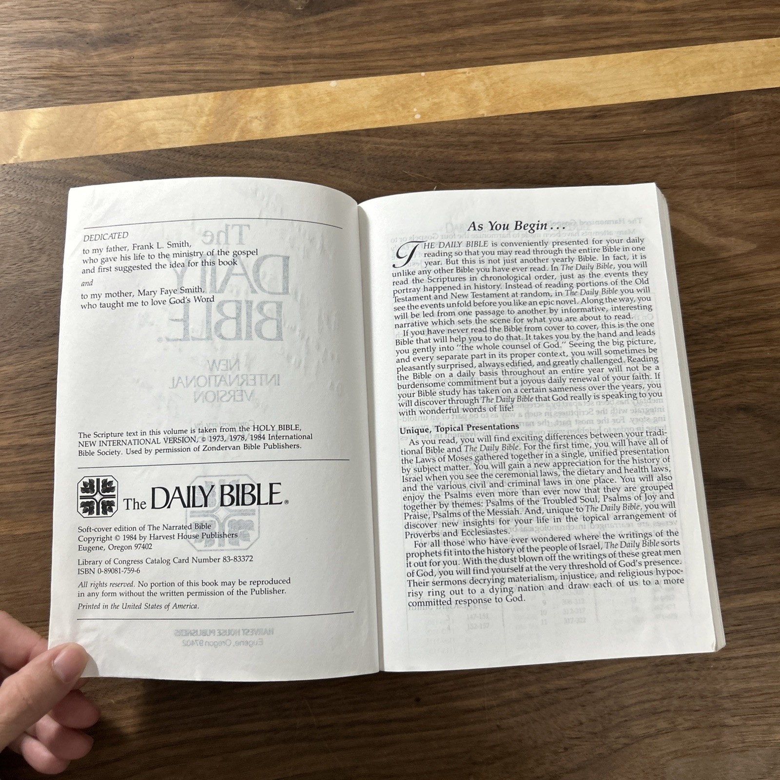 Daily Bible by F. LaGard Smith (1984, Trade Paperback)