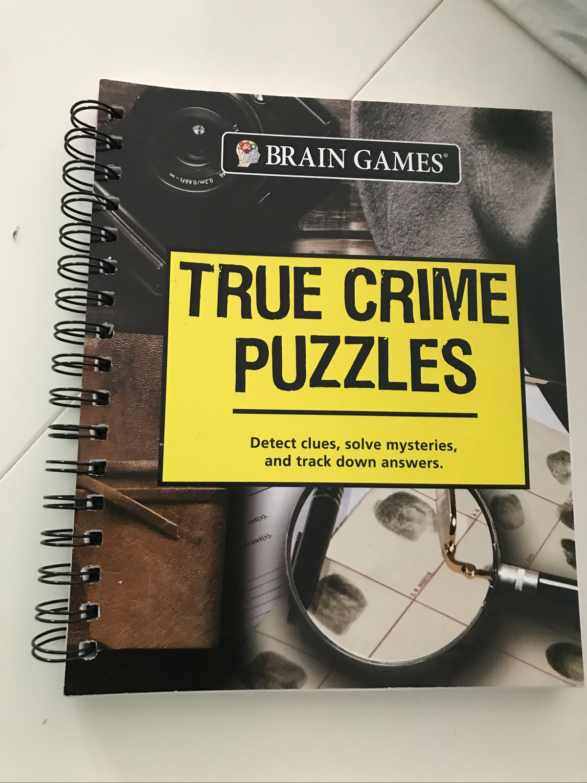 Brain Games Ser.: Brain Games True Crime Puzzles by Publications…
