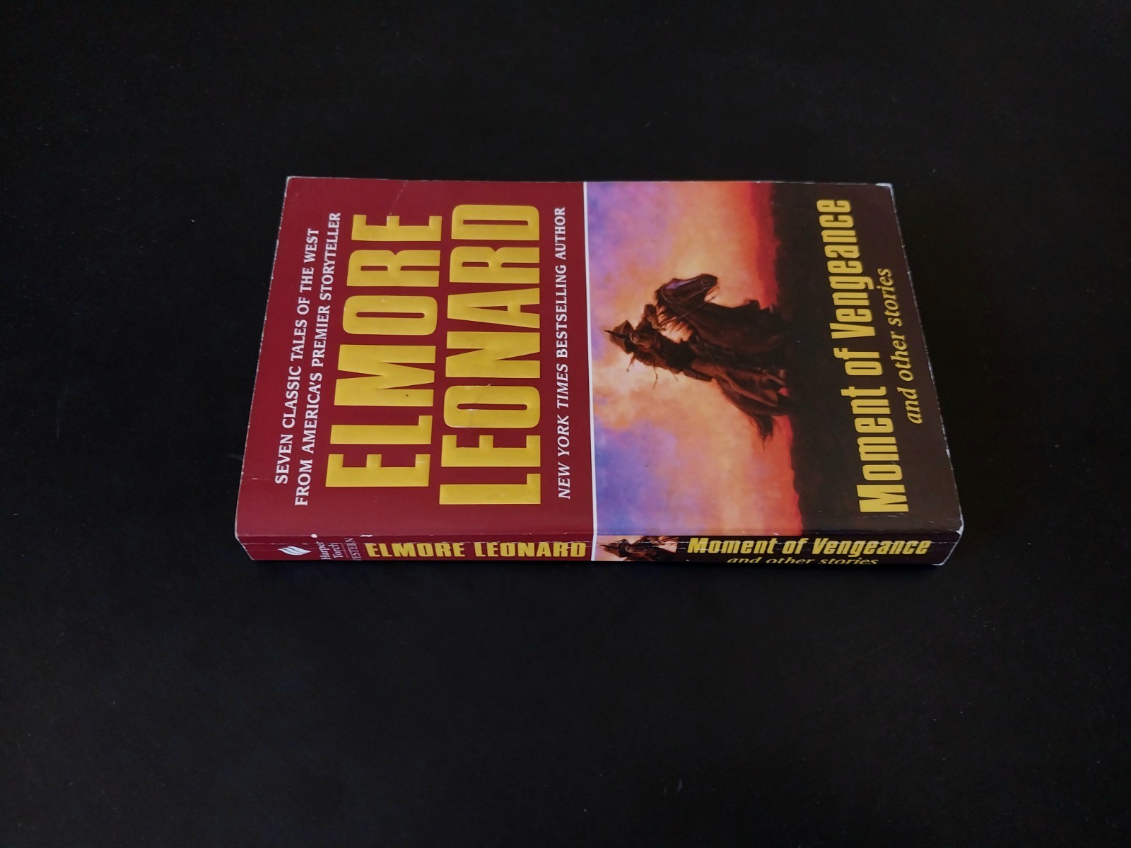 Elmore Leonard – Moment of Vengeance – HarperTorch First Printing 2006