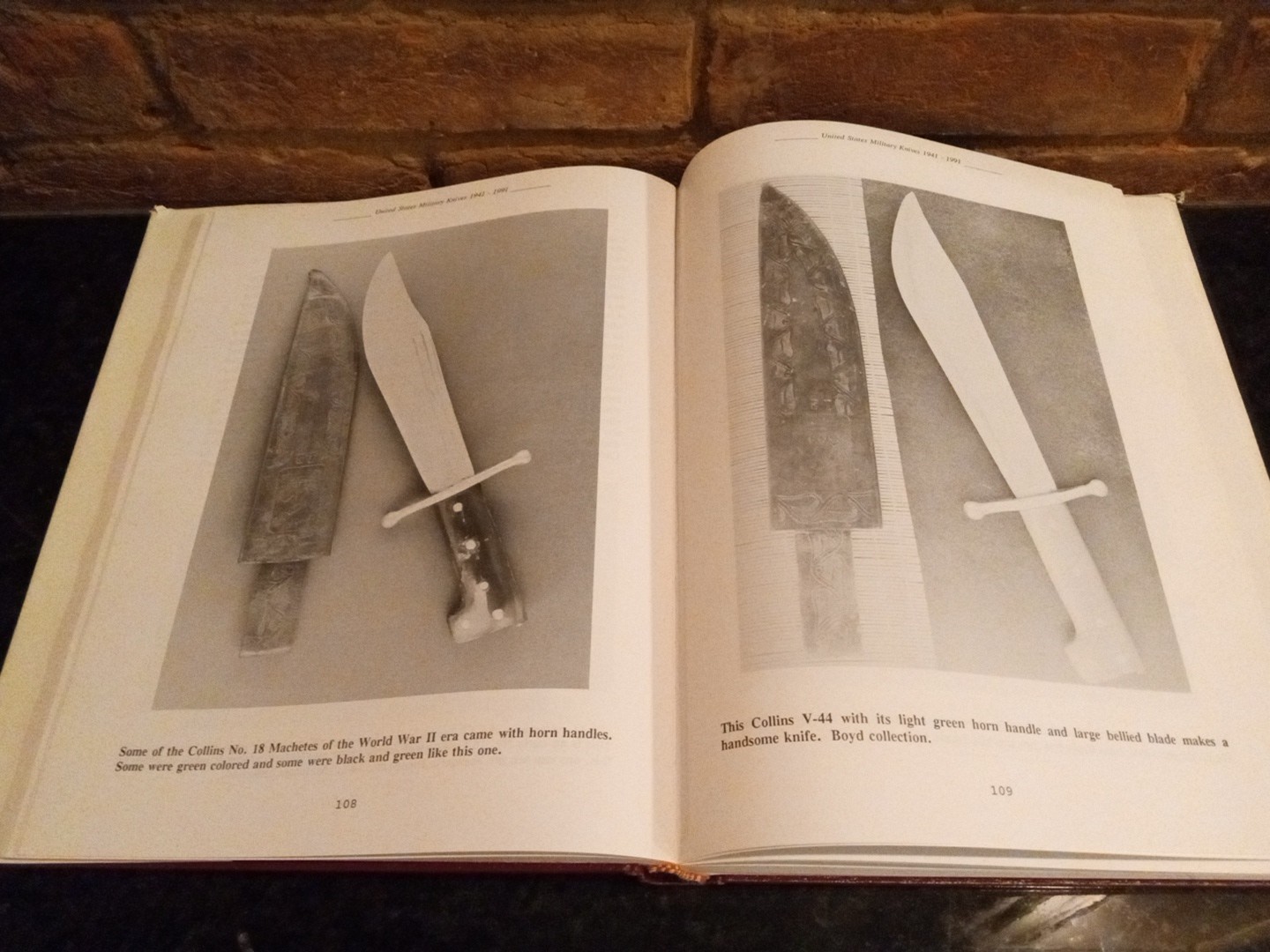SIGNED First Edition- United States Military Knives 1941–1991 by Silvey HC DJ